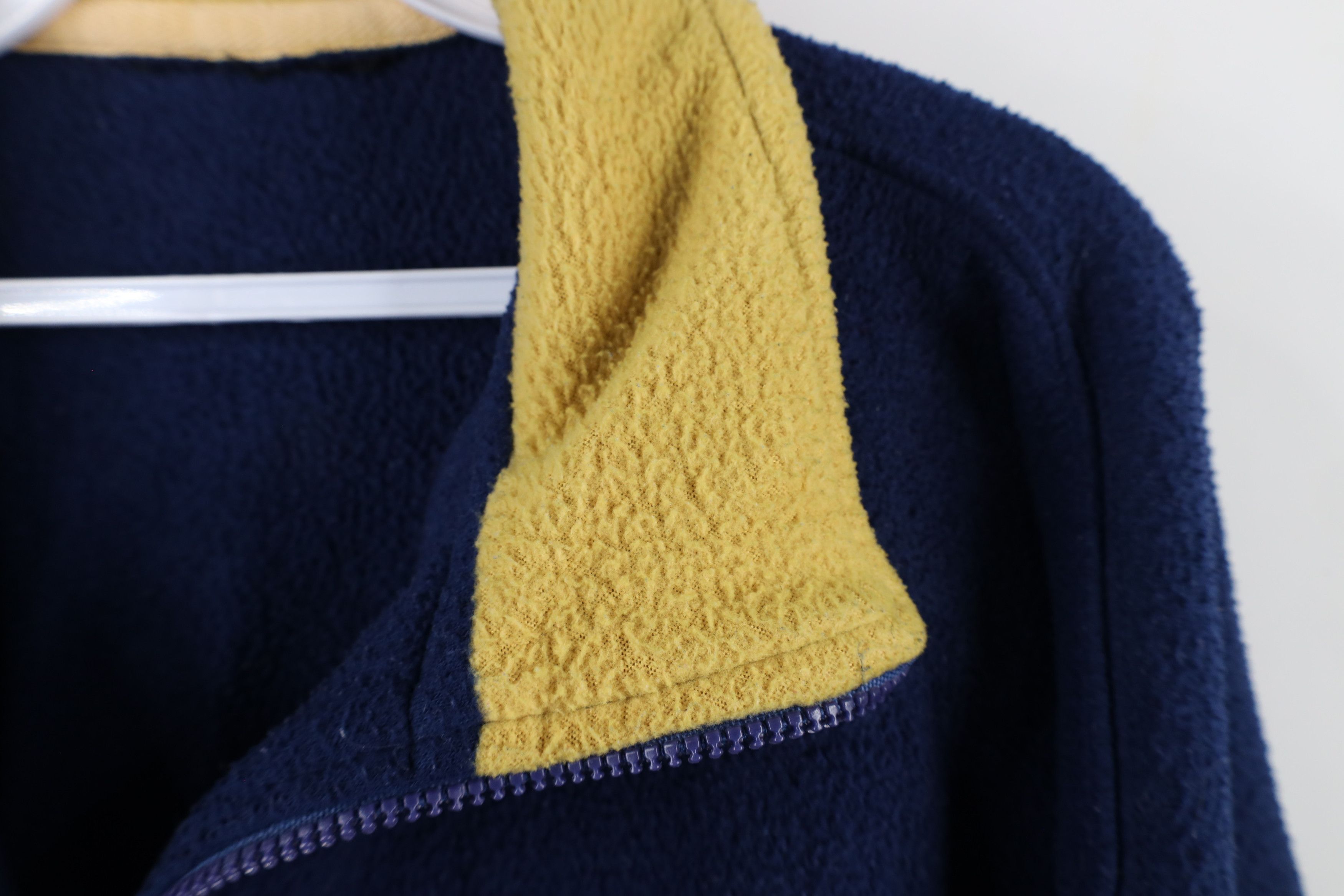 Vintage Vintage 90s Notre Dame University Fleece Half Zip Sweater Size US XXL / EU 58 / 5 - 5 Thumbnail