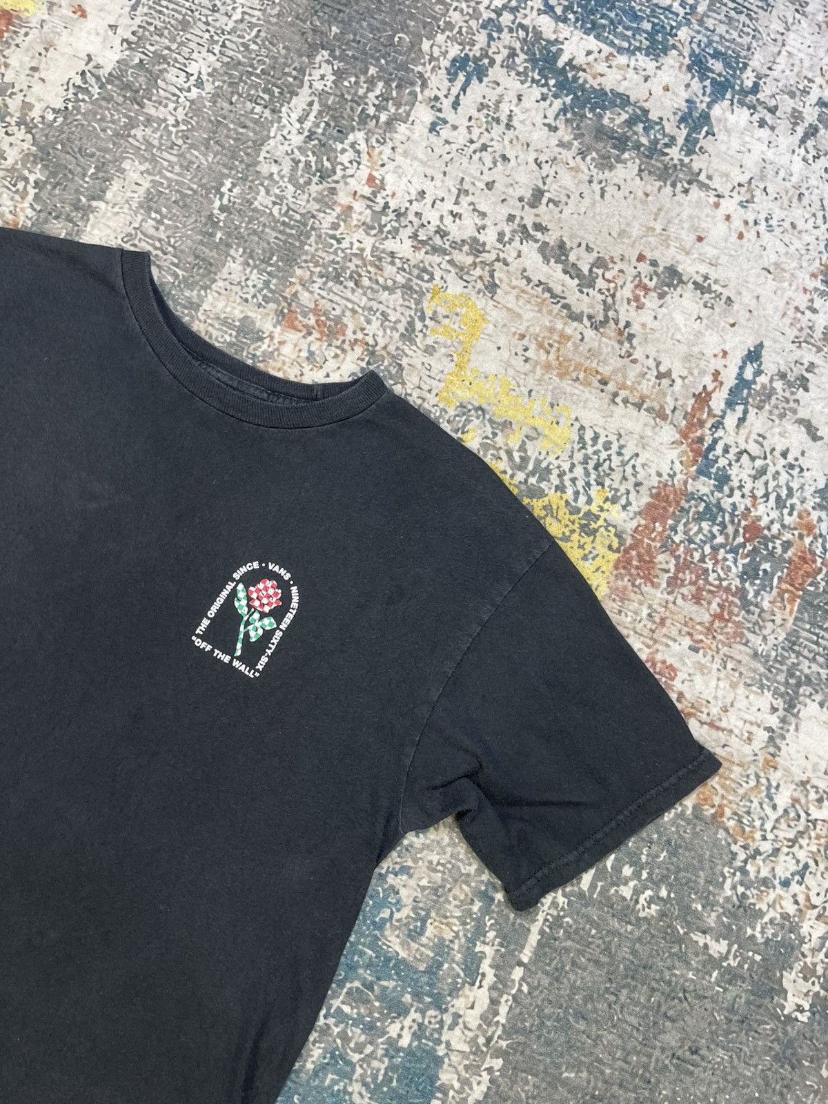 Vans Vans “Off The Wall” Roseday Graphic T Shirts Size US XS / EU 42 / 0 - 4 Thumbnail