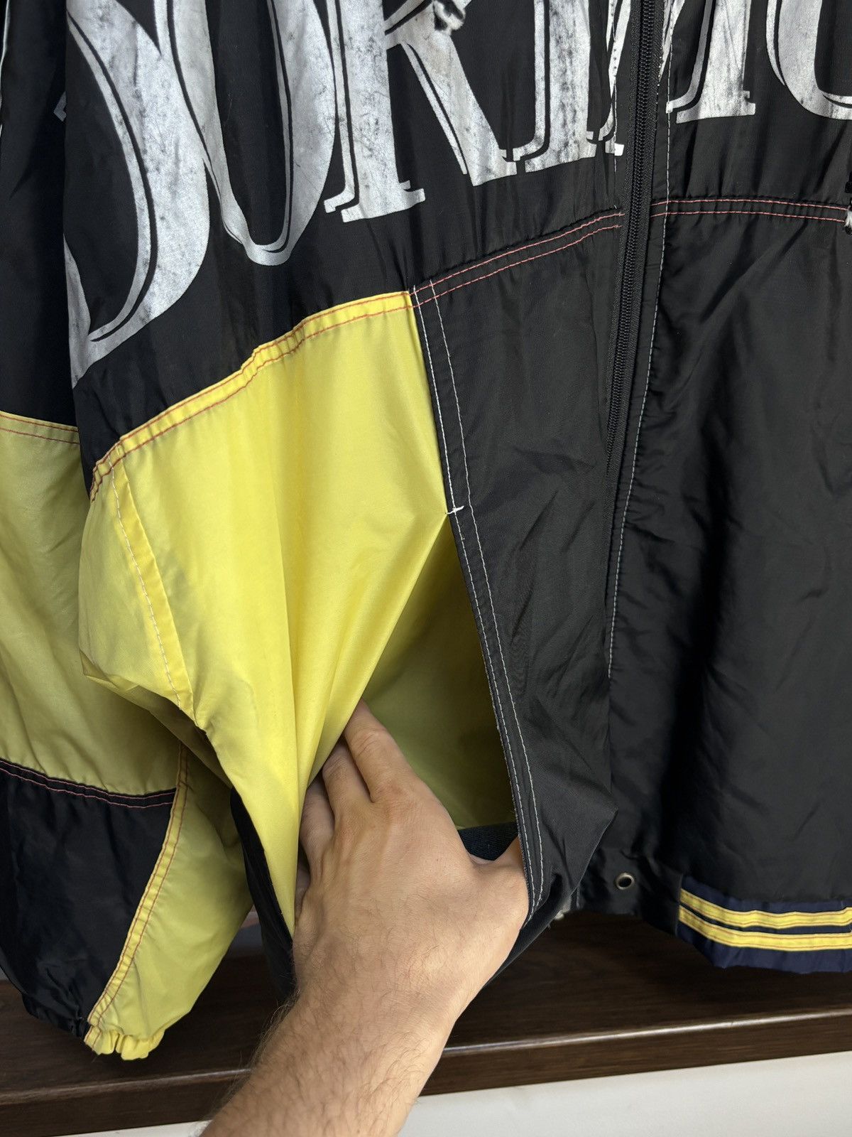 Vintage Borussia Dortmund Vintage Rare BVB Jacket Soccer Football Size US L / EU 52-54 / 3 - 7 Thumbnail