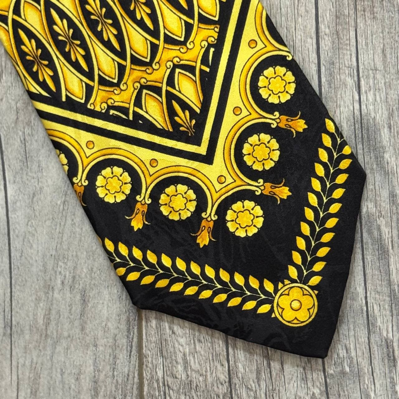 Versace Vintage Versace Barocco Print V2 Silk Tie Size ONE SIZE - 4 Thumbnail