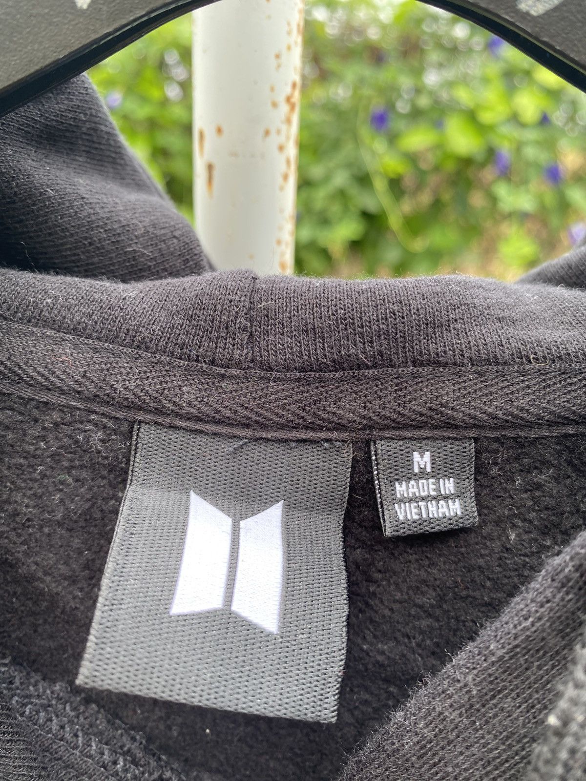 Band Tees BTS MAP OF THE SOUL TOUR HOODIE Size US M / EU 48-50 / 2 - 4 Thumbnail
