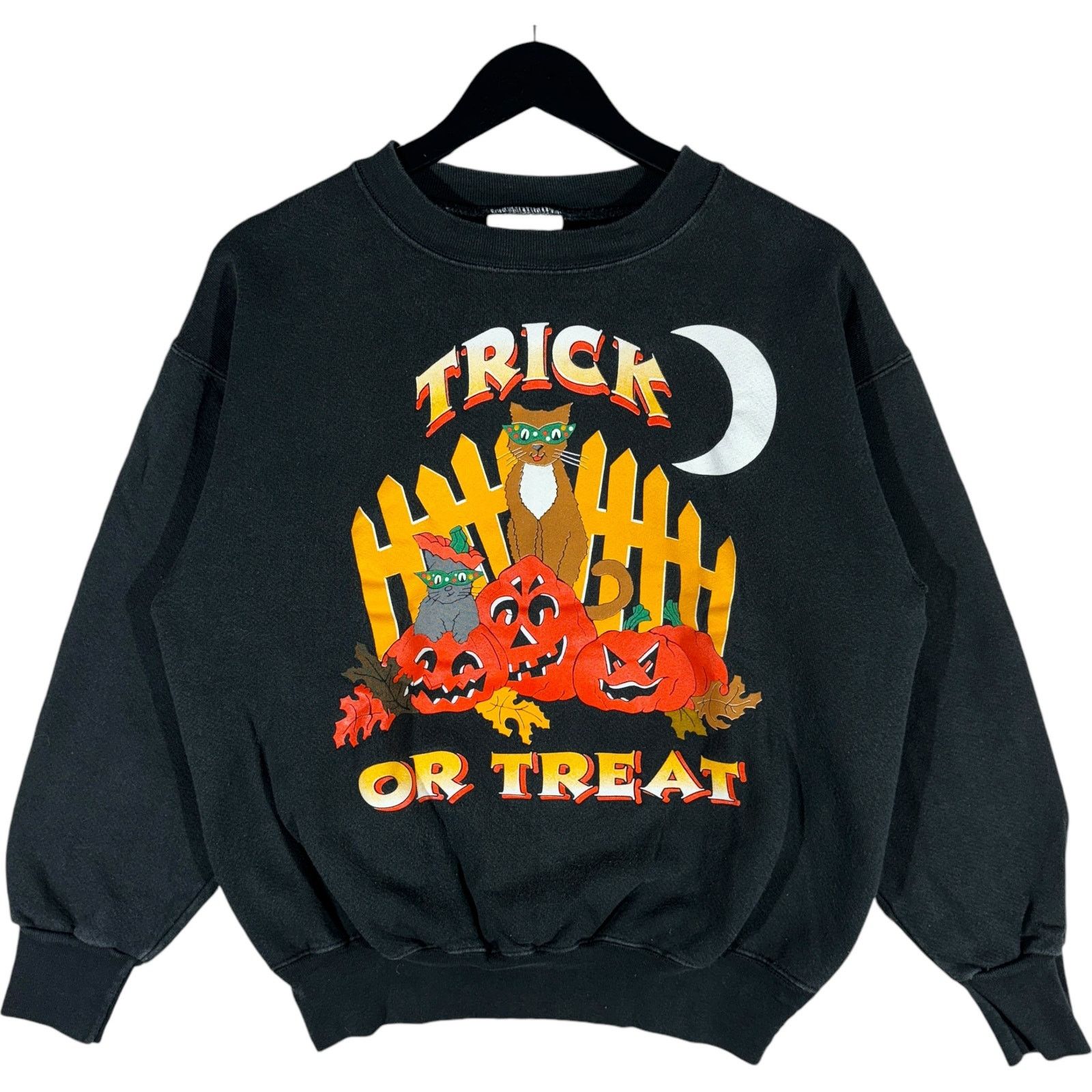 Vintage Vintage Trick Or Treat Halloween Crewneck Size US M / EU 48-50 / 2 - 1 Thumbnail