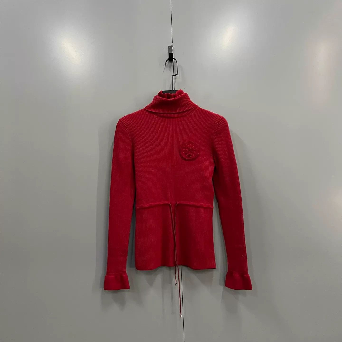 Chanel CHANEL red turtleneck knit sweater 95 New 2 4 Size M / US 6-8 / IT 42-44 - 1 Thumbnail