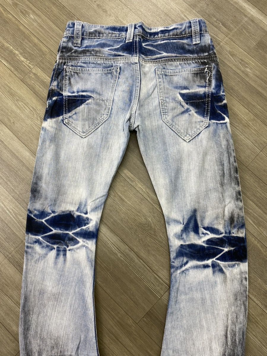 BUFFALO BOBS Buffalo Bobs Clawmark Curve Distressed Mudwash Flared Jeans Size US 32 / EU 48 - 20 Thumbnail