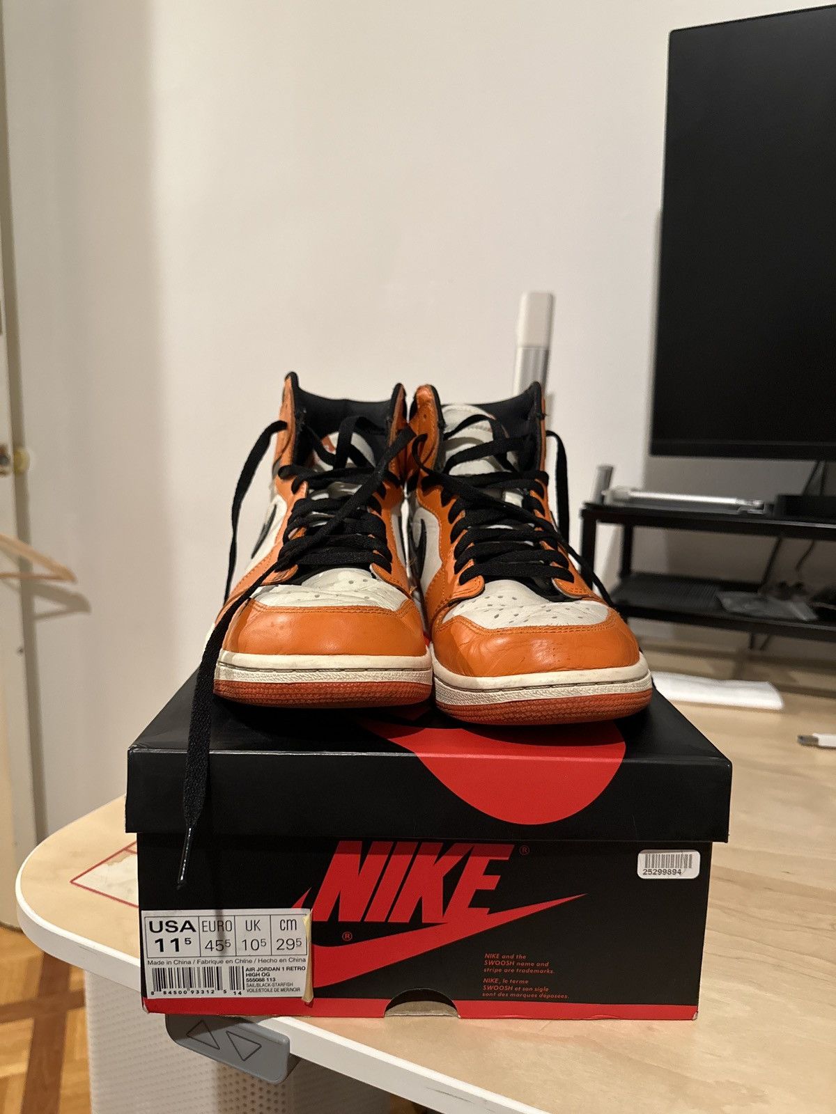 Jordan Brand × Nike Jordan 1 OG Shattered Backboard Size US 11.5 / EU 44-45 - 4 Thumbnail