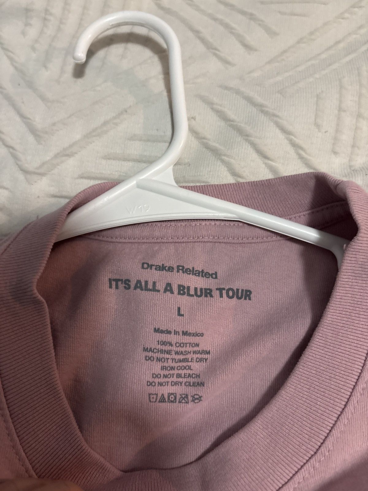 Other Drake its all a blur tour merch Size US L / EU 52-54 / 3 - 3 Thumbnail