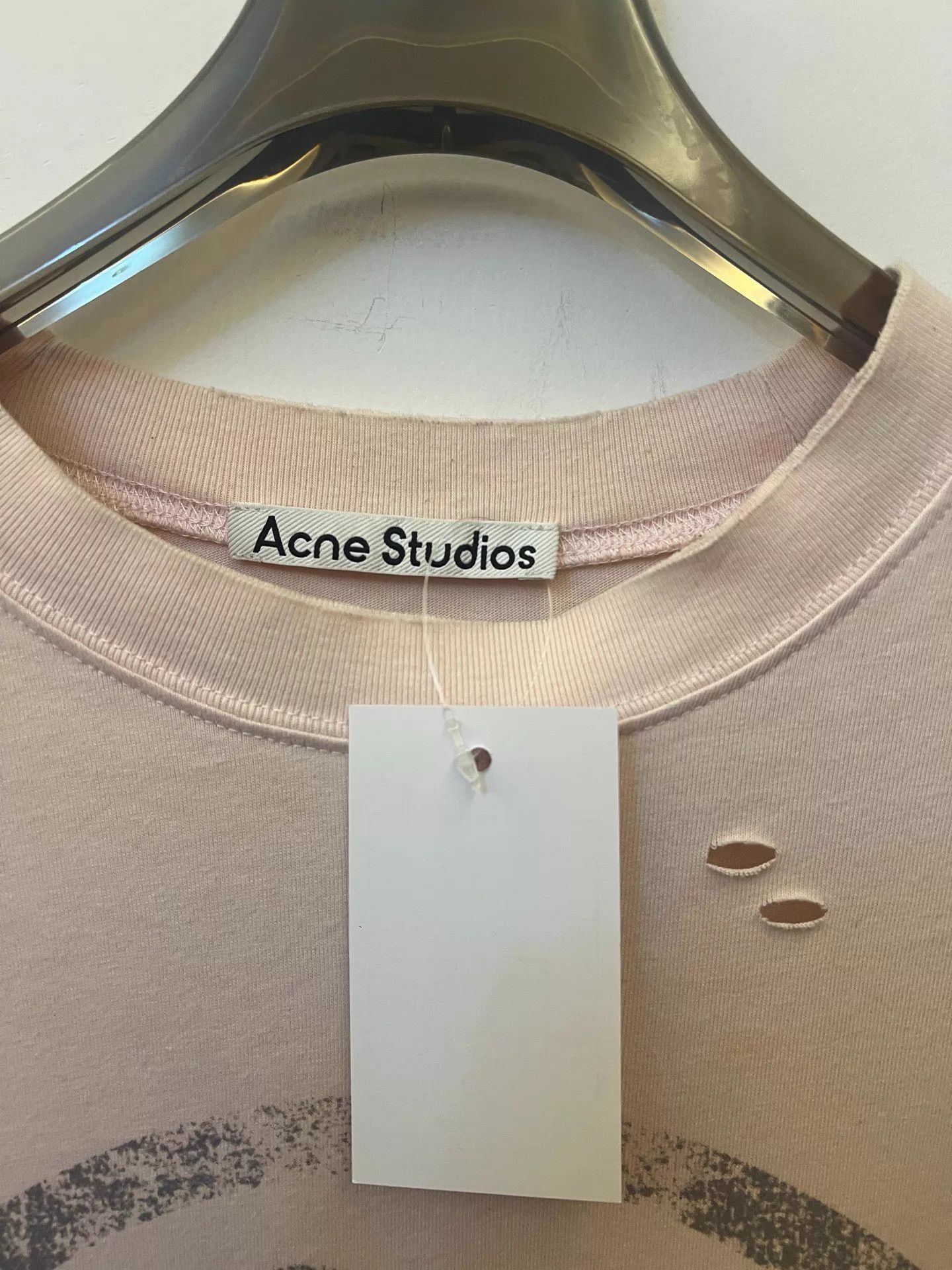 Acne Studios Acne Studios FW24 Oversize Ripped Logo Crew Tee Pale Pink M Size M / US 6-8 / IT 42-44 - 2 Thumbnail