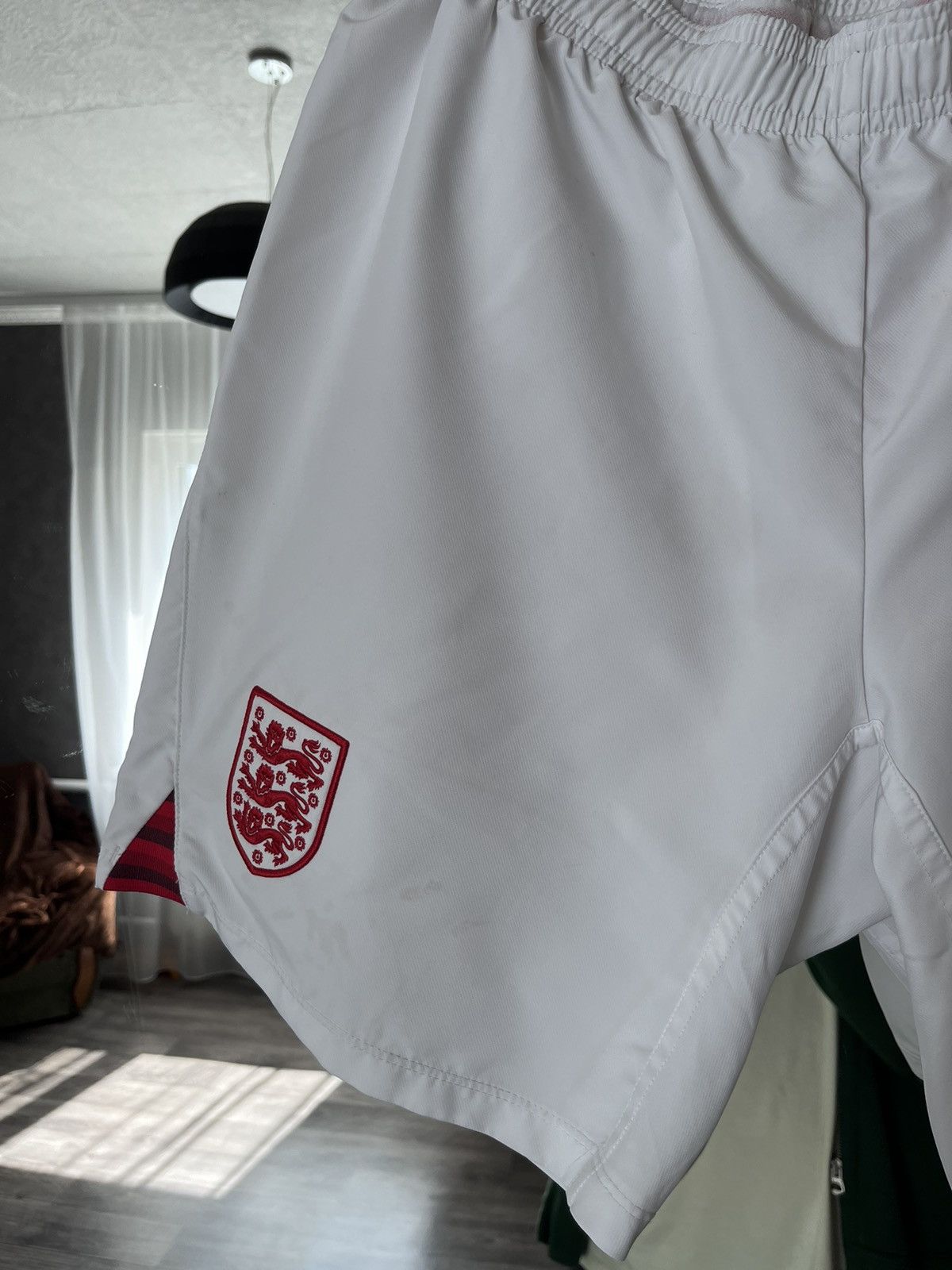Umbro UMBRO SHORTS 🩳 ENGLAND 🏴󠁧󠁢󠁥󠁮󠁧󠁿 VINTAGE SIZE M Size US 32 / EU 48 - 4 Thumbnail