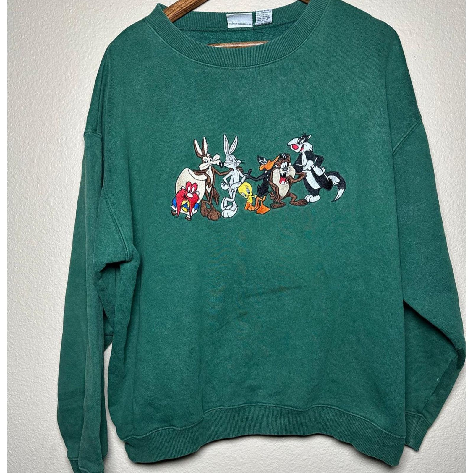 Other 🟢 Looney Tunes Embroidered Sweatshirt – Size L Size L / US 10 / IT 46 - 1 Thumbnail