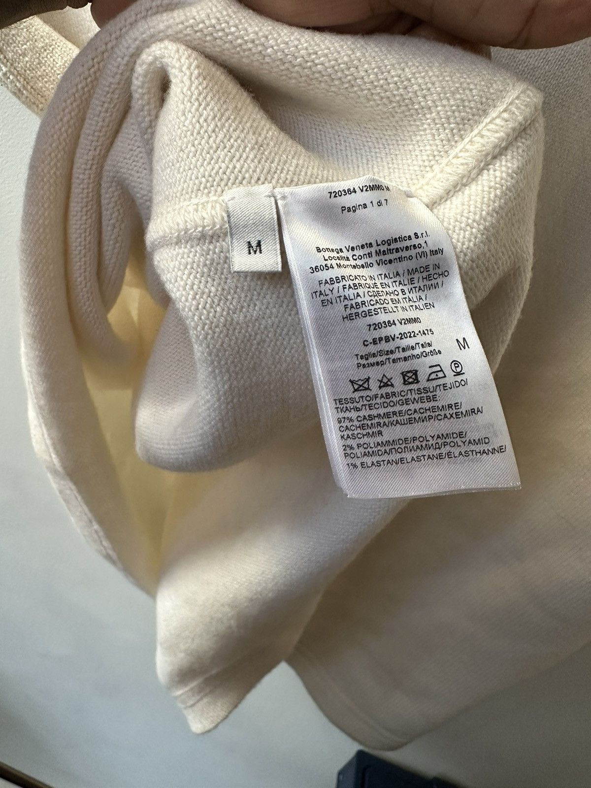 Bottega Veneta $1950 Bottega Veneta Cashmere Plain Tee Size US M / EU 48-50 / 2 - 4 Thumbnail