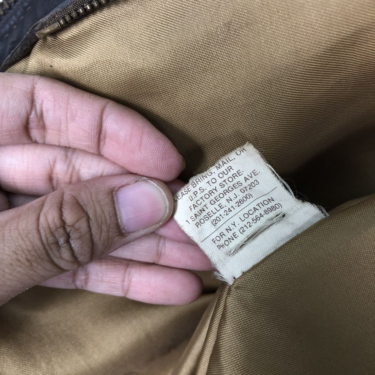 Schott 🔥VINTAGE 70’s SCHOTT MADE IN USA A2 LEATHER JACKET IDEAL Size US M / EU 48-50 / 2 - 19 Thumbnail