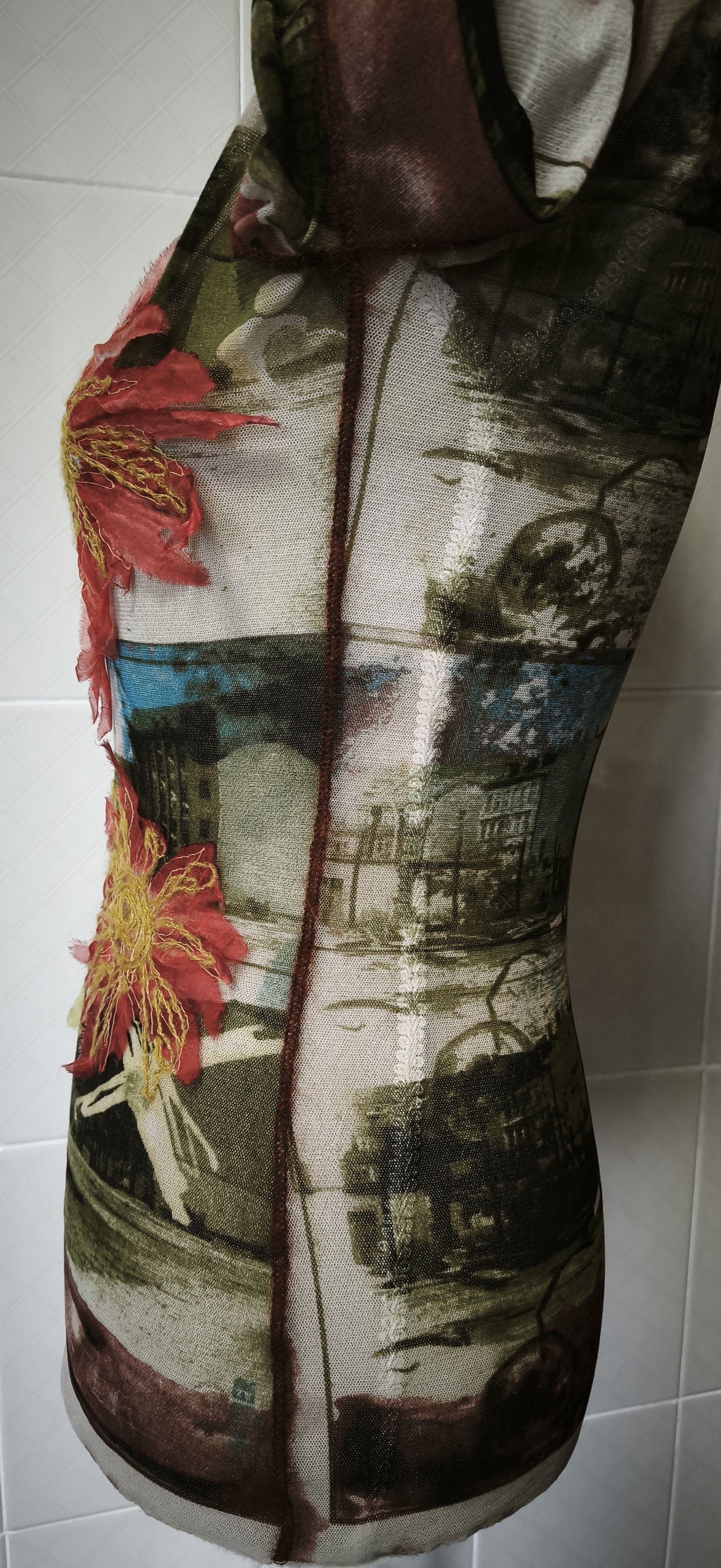 Jean Paul Gaultier 2002 - Old buildings photos print - mesh top Size M / US 6-8 / IT 42-44 - 14 Thumbnail