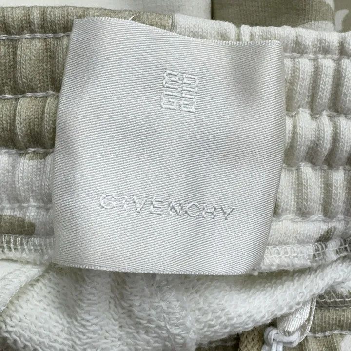 Givenchy Givenchy Givenchy Camo Print Comfortable Casual Shorts -25 Size US 44 / EU 60 - 4 Thumbnail
