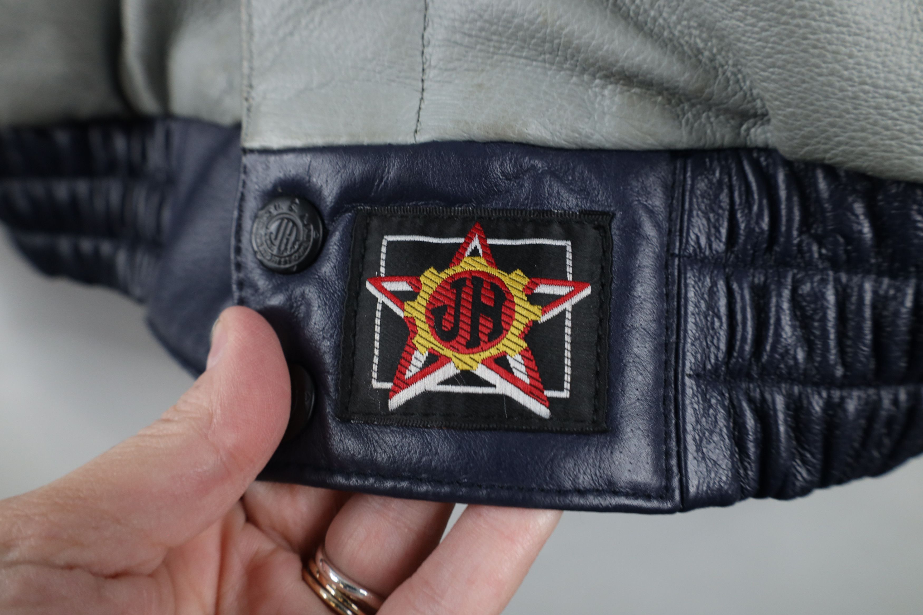 Vintage Vintage NASCAR Leather Jimmie Johnson Pit Crew Racing Jacket Size US L / EU 52-54 / 3 - 11 Thumbnail