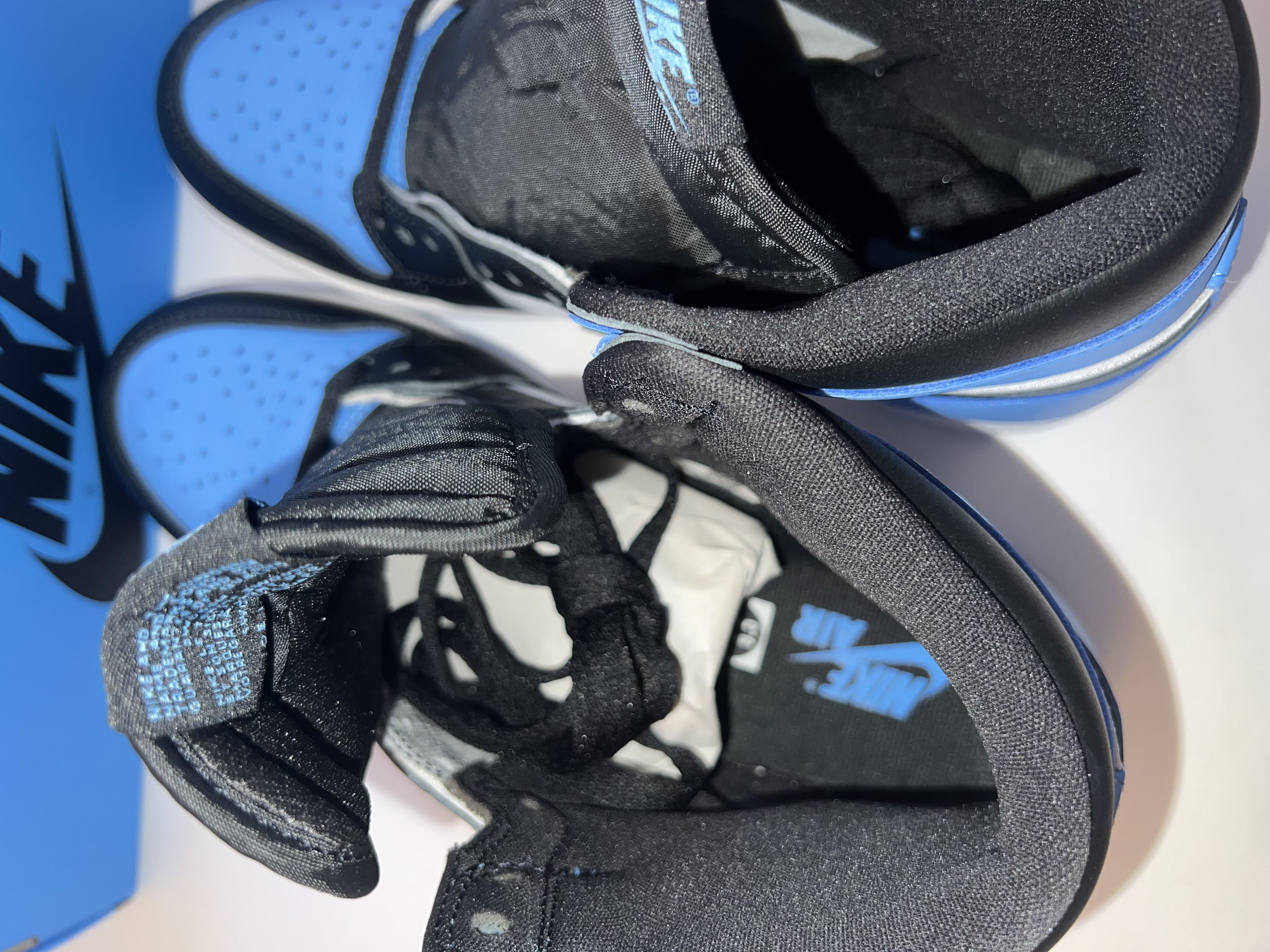 Jordan Brand × Nike Jordan 1 Retro OG High UNC Toe University Blue Size US 9.5 / EU 42-43 - 7 Thumbnail