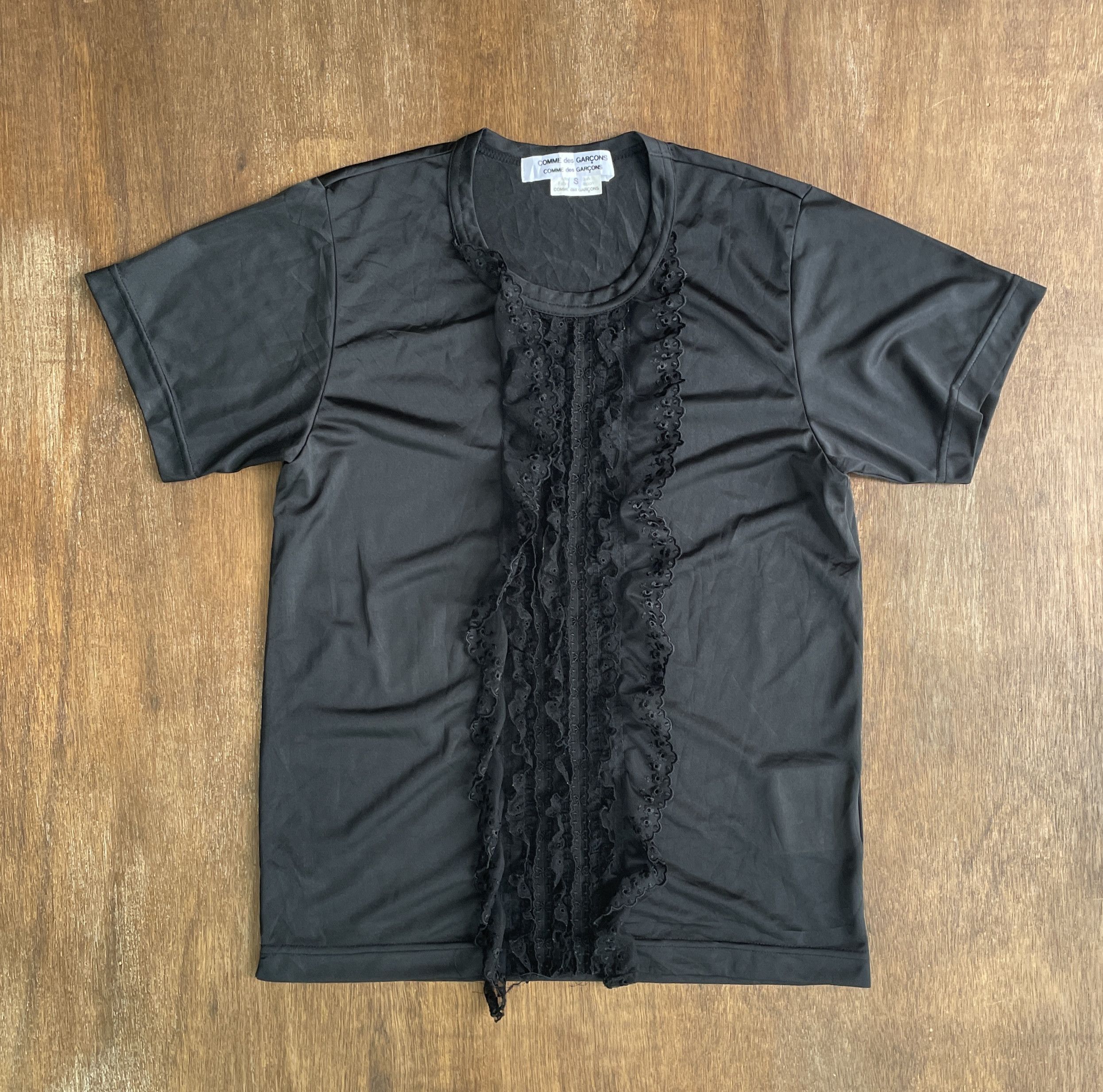 Comme des Garcons Comme des Garcons CDG Y2K Gothic Tee Size S / US 4 / IT 40 - 1 Thumbnail