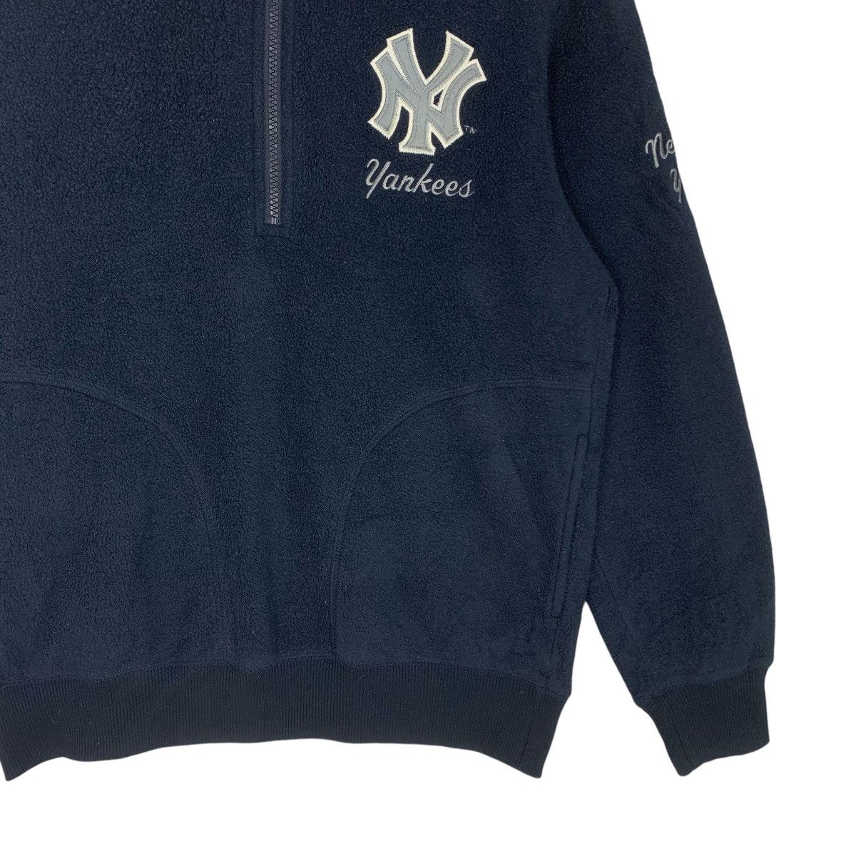MLB New York Yankees MLB Sportswear Uniqlo JapaneseBrand Fleece Size US M / EU 48-50 / 2 - 6 Thumbnail