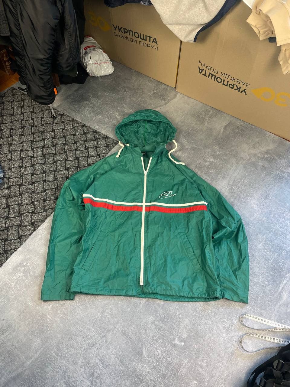 Nike × Vintage Vintage RARE 80s Made in USA Nike nylon track jacket Size US L / EU 52-54 / 3 - 2 Thumbnail