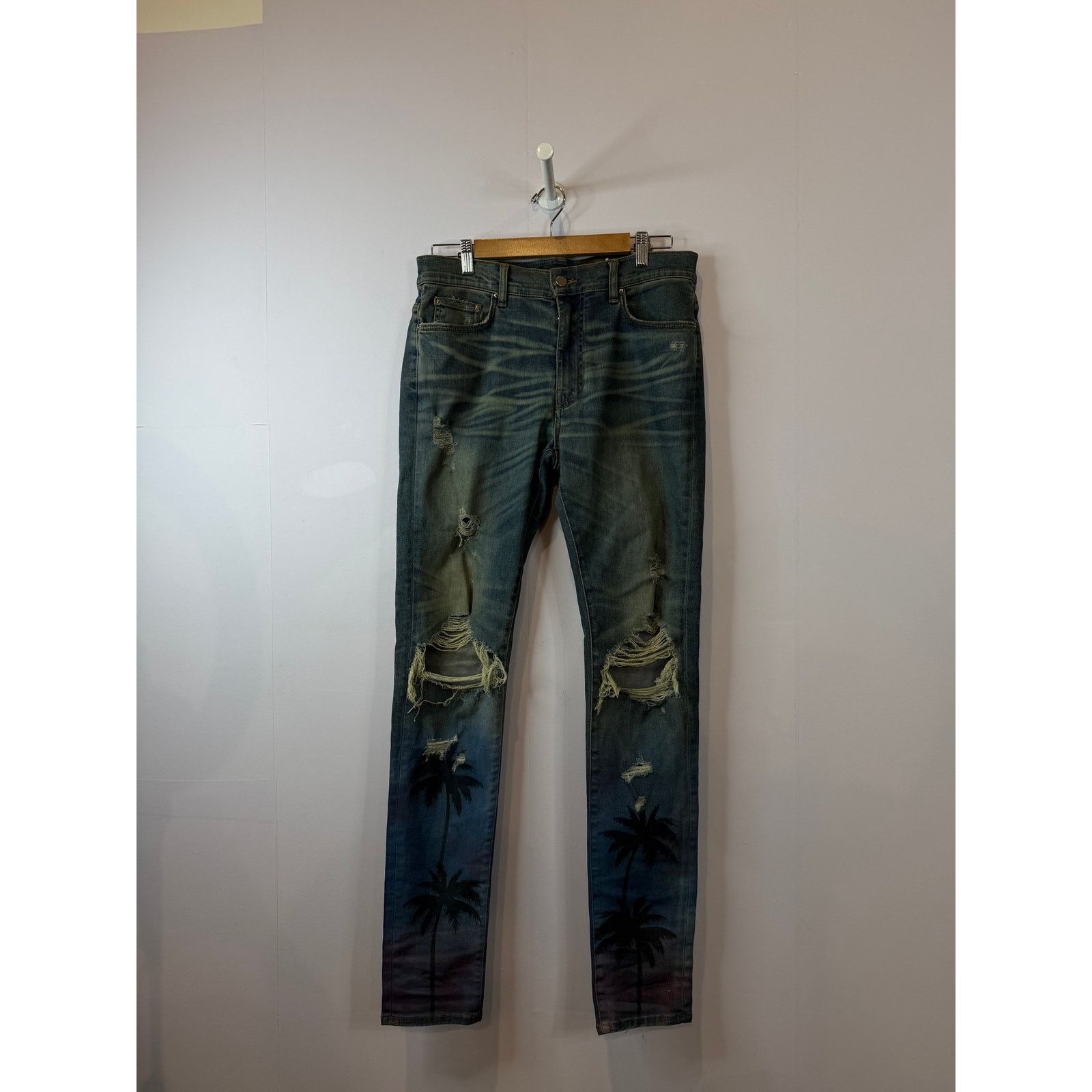 Amiri Amiri Jeans Light Wash Palm Tree Used 33 Size US 33 - 1 Thumbnail
