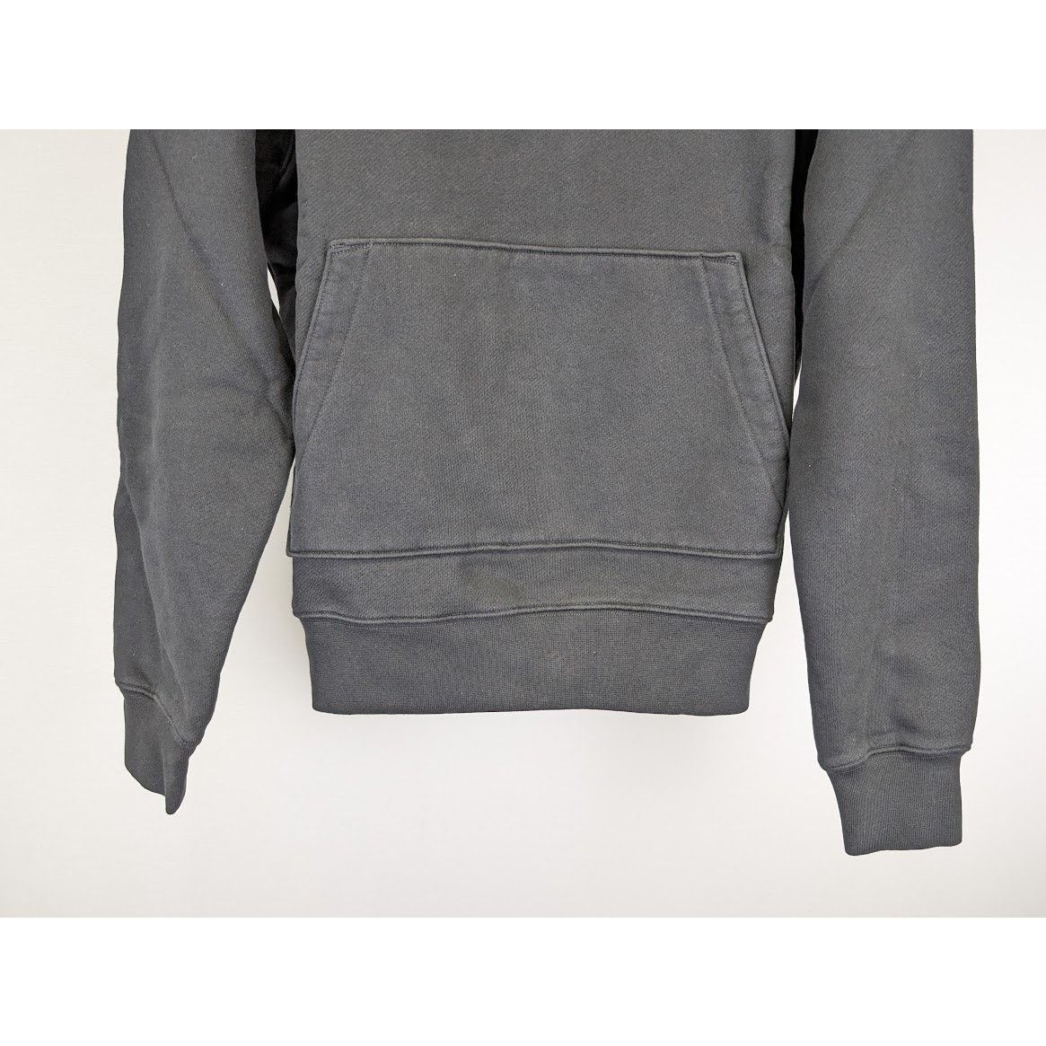 Amiri o1rshd1 Miltary Specs Stencil Hoodie in Black Size US S / EU 44-46 / 1 - 7 Thumbnail