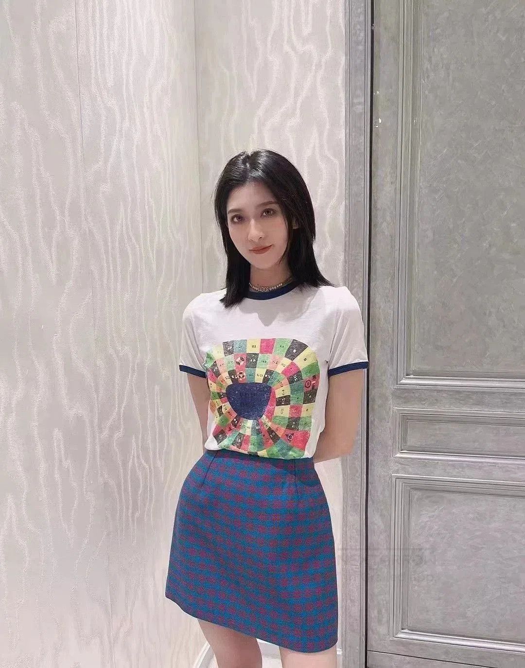 Dior Dior Roundel Print Colorblock T-shirt. Size XS / US 0-2 / IT 36-38 - 9 Thumbnail