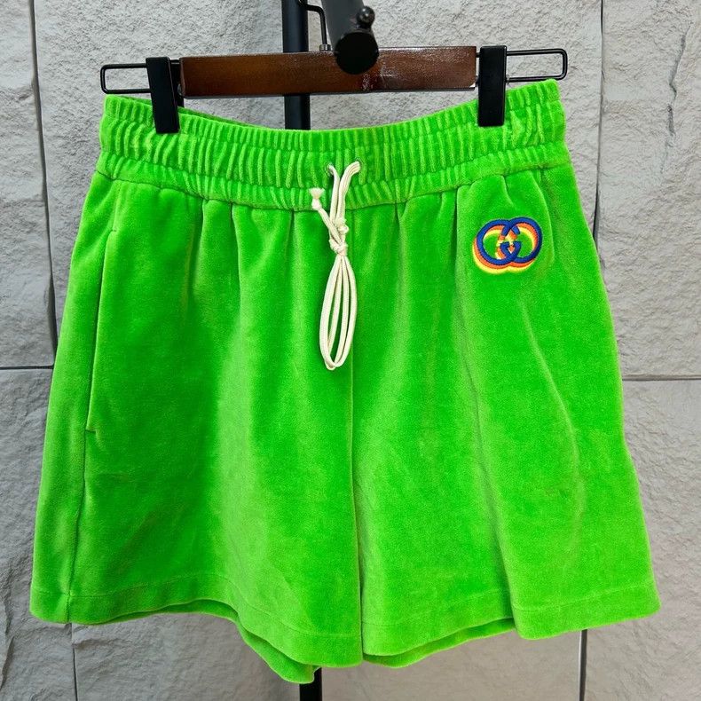 Gucci Gucci SizeXS Double G apple green shorts Size US 27 - 1 Thumbnail