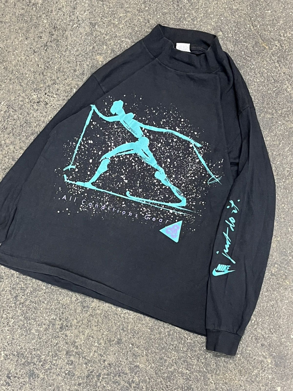 Nike ACG × Vintage Nike ACG rare longsleeve ski tee 90s hype faded boxy Size US M / EU 48-50 / 2 - 1 Thumbnail