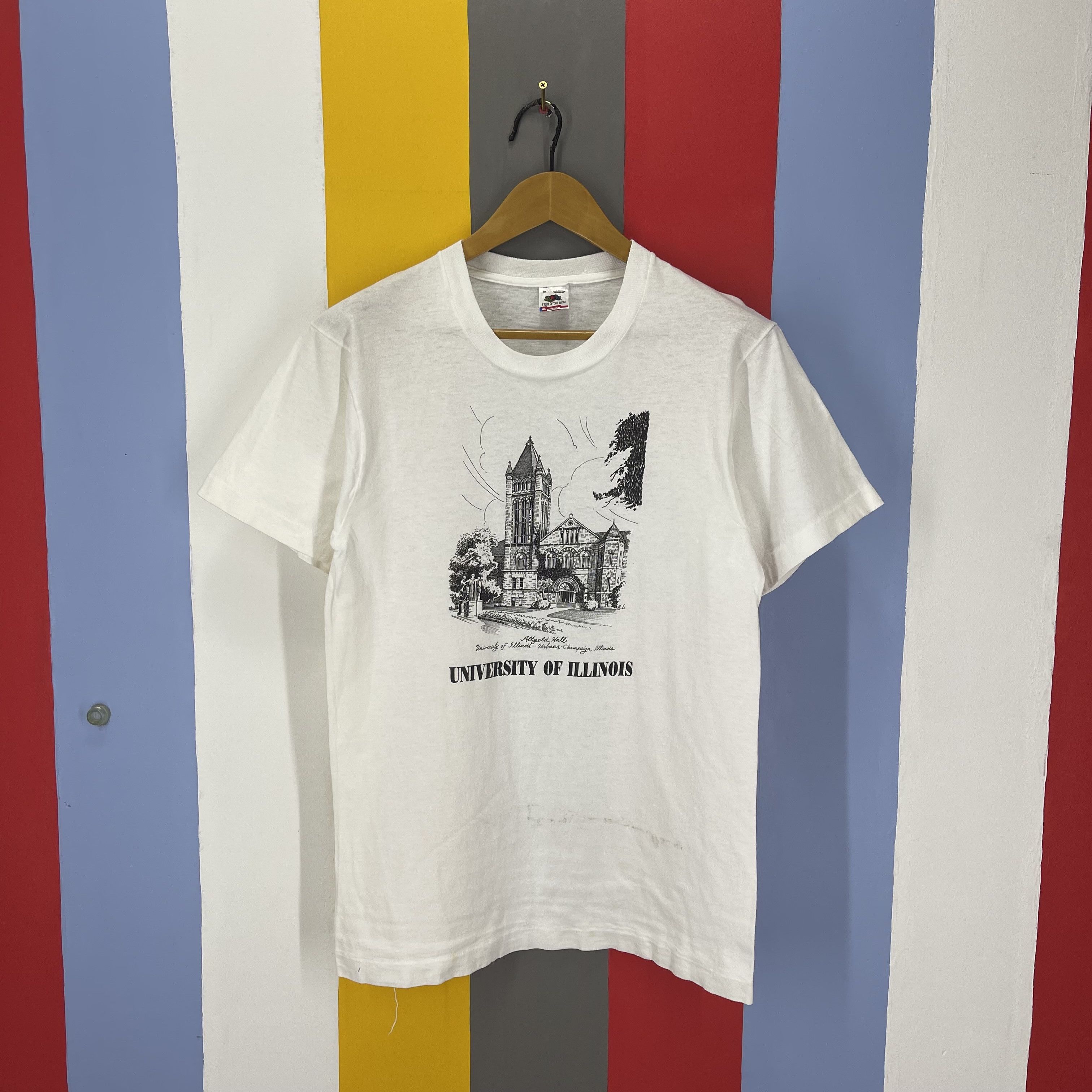 Fruit Of The Loom 90s Vintage UNIVERSITY OF ILLINOIS T Shirt #1740/07 Size US M / EU 48-50 / 2 - 1 Thumbnail