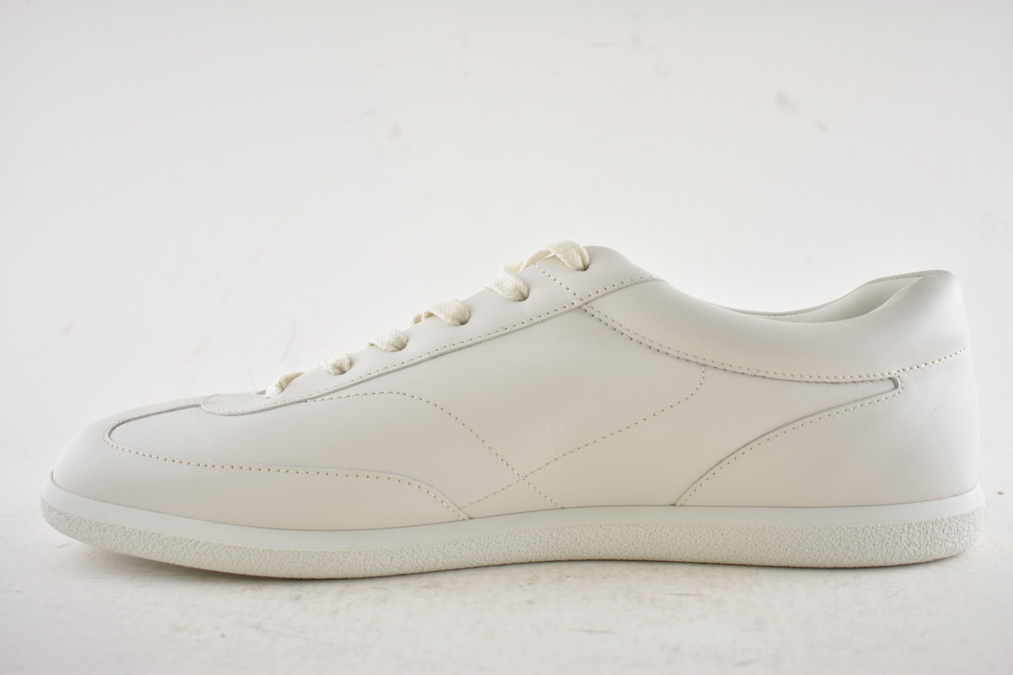 Fendi Fendi Leather Logo Classic Low Top Sneakers UK 12 US 13 Size US 13 / EU 46 - 10 Thumbnail