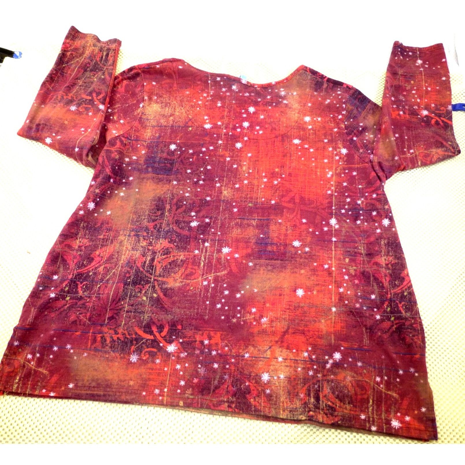 Other Christmas Graphic Red Snowflake Print Top Fresh Women 2X Fre Size XXL / US 16-18 / IT 52-54 - 2 Thumbnail