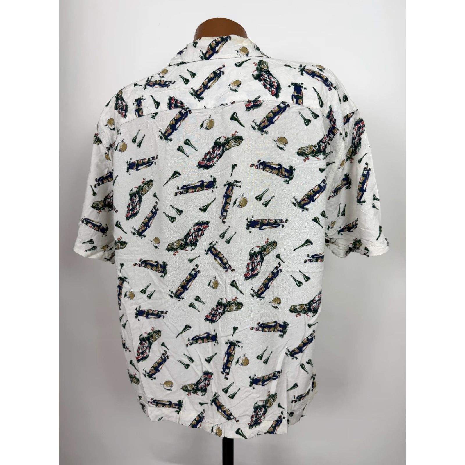 Vintage VINTAGE Halifax Outfitters Golf Shirt Men M White Graphic Print 90s Hawaiian Hipster Outdoor Sports Lightweight Rayon Coffees? Size US M / EU 48-50 / 2 - 6 Thumbnail