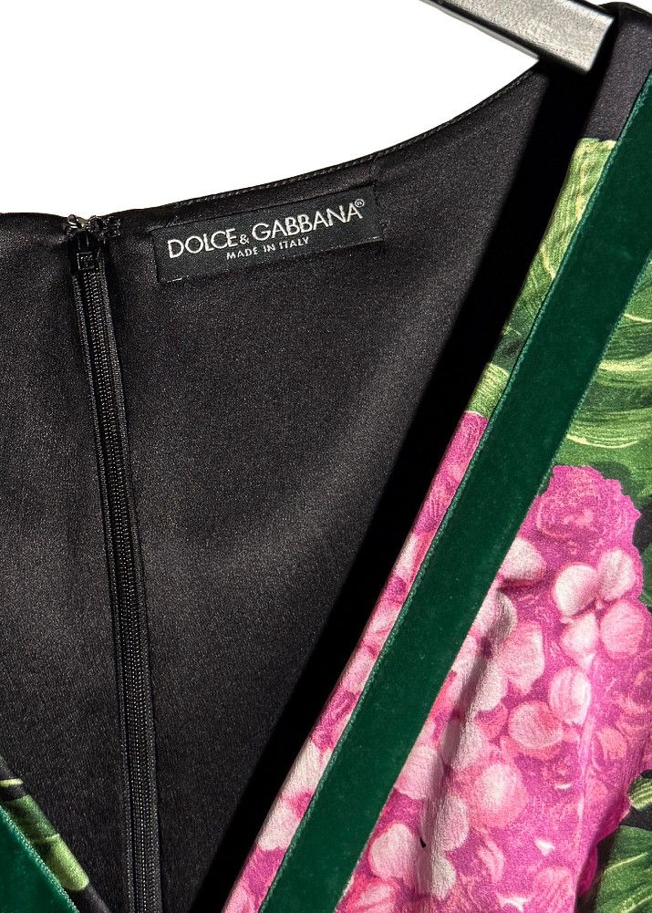 Dolce & Gabbana Dolce & Gabbana Floral Print Velvet Trim Brooch Accent Dress Size M / US 6-8 / IT 42-44 - 6 Thumbnail