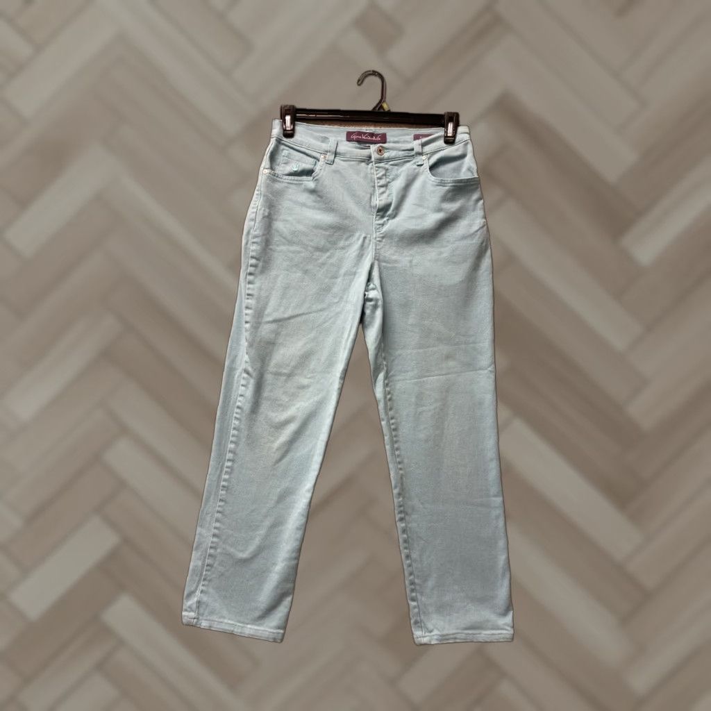 Gloria Vanderbilt GLORIA VANDERBILT Amanda Jeans Ladies' Size 8 Turquoise Stretch Denim Classic Rise 28" Inseam Womens Size 31" - 1 Thumbnail