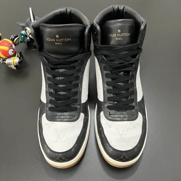 Louis Vuitton Louis Vuitton Rivoli High-Top Sneakers for Men -2508 Size US 8 / EU 41 - 2 Thumbnail