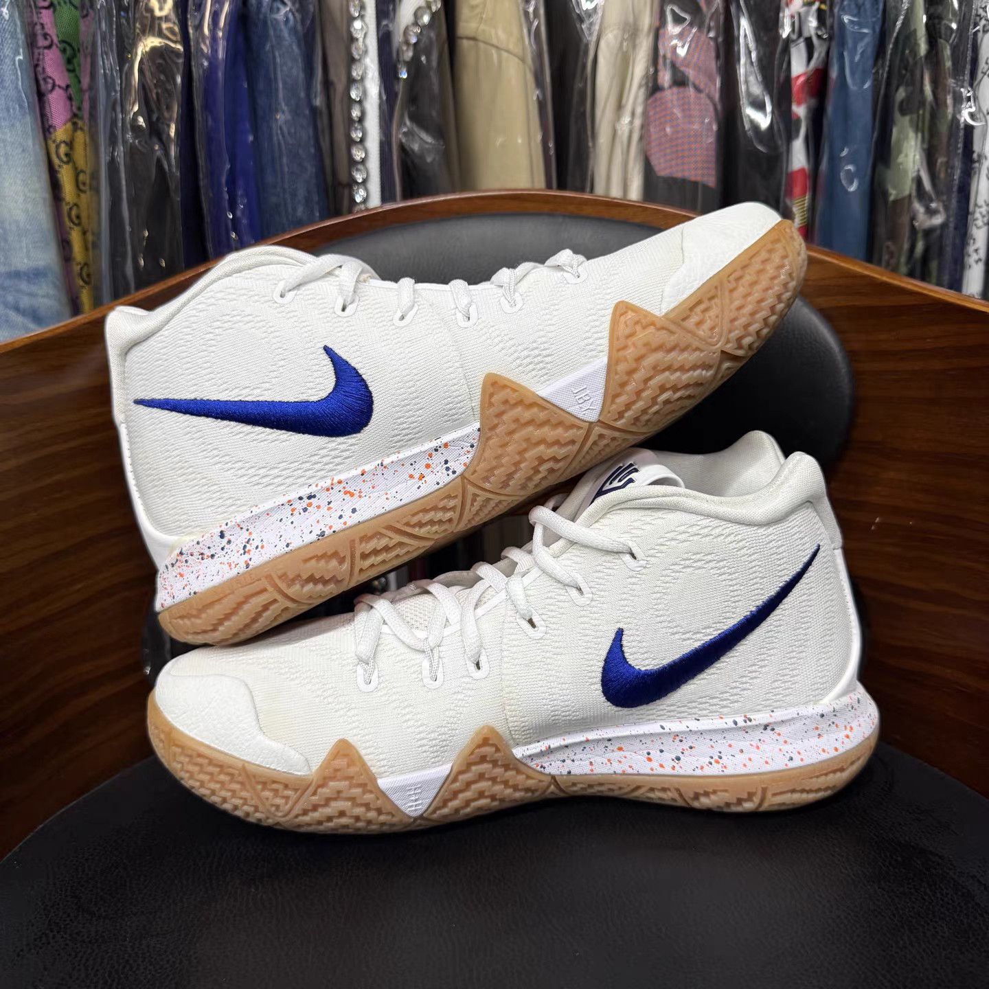 Nike Nike Kyrie 4 "Uncle Drew" White Gum K15 Size US 7.5 / EU 40-41 - 7 Thumbnail