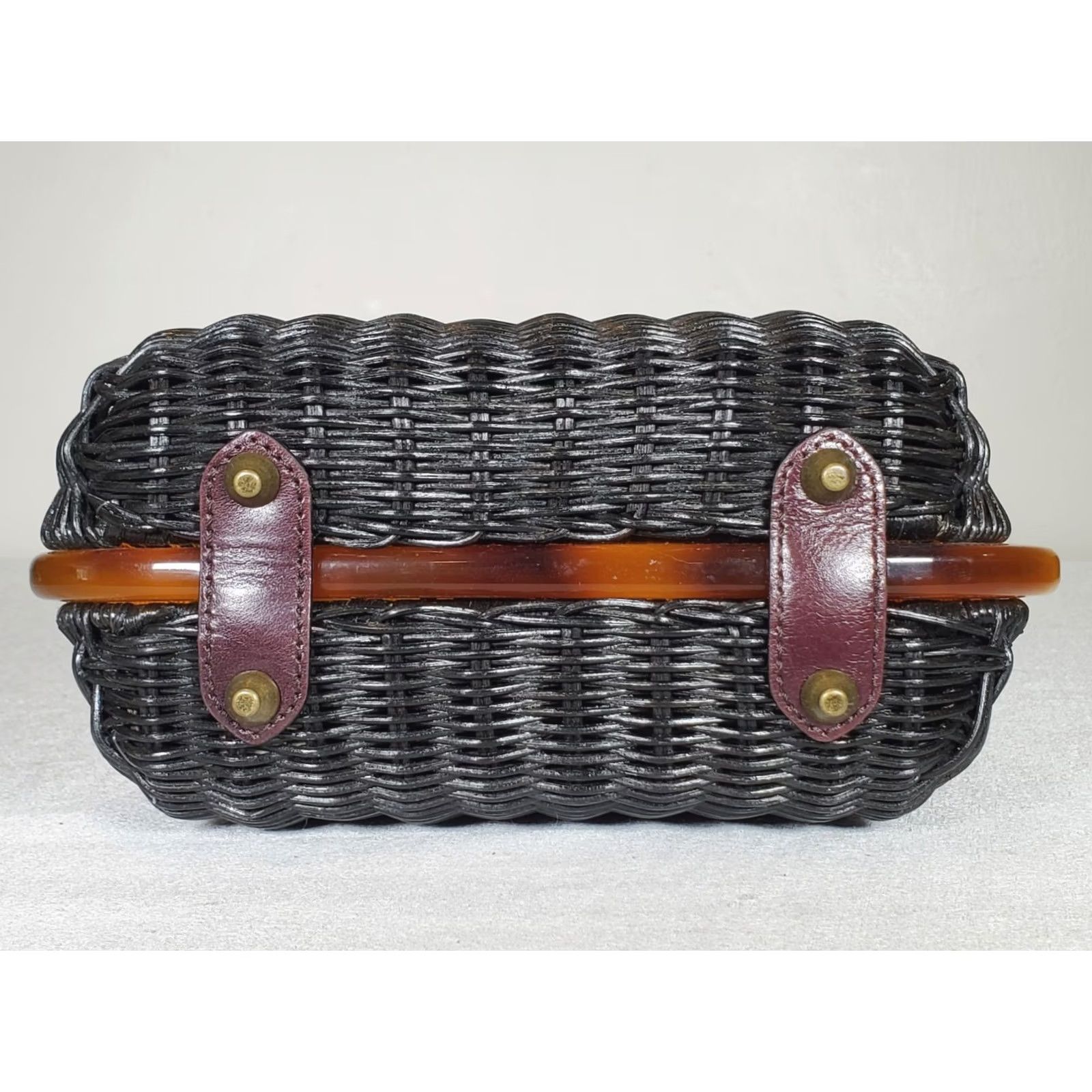 Vintage VINTAGE Hobo International Charm Black Woven Wicker Top Handle Purse Leather Flap New Size S / US 4 / IT 40 - 6 Thumbnail