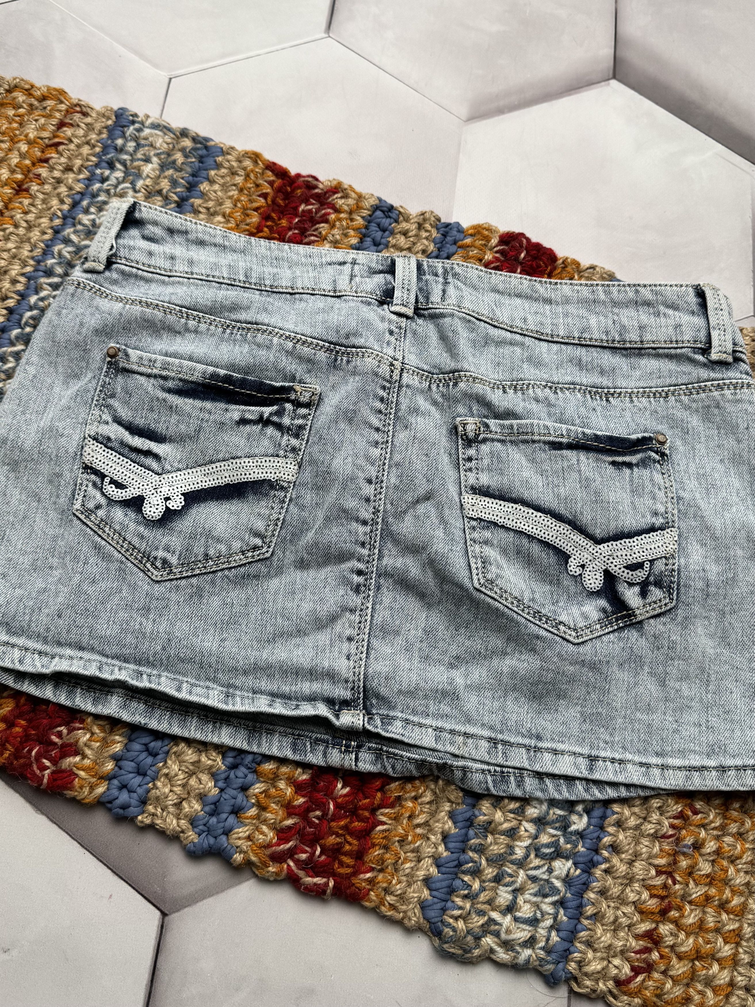 Vintage Denim Mini Skirt Low Rise Distressed Y2K Women's (E4) Size 30" / US 8 / IT 44 - 5 Thumbnail