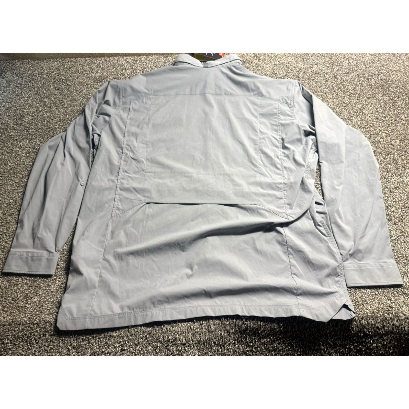 Under Armour VINTAGE: Under Armour Vented Shirt Mens 3XL Gray HeatGear Loose Outdoor Button Up NEW Size US XXL / EU 58 / 5 - 2 Thumbnail