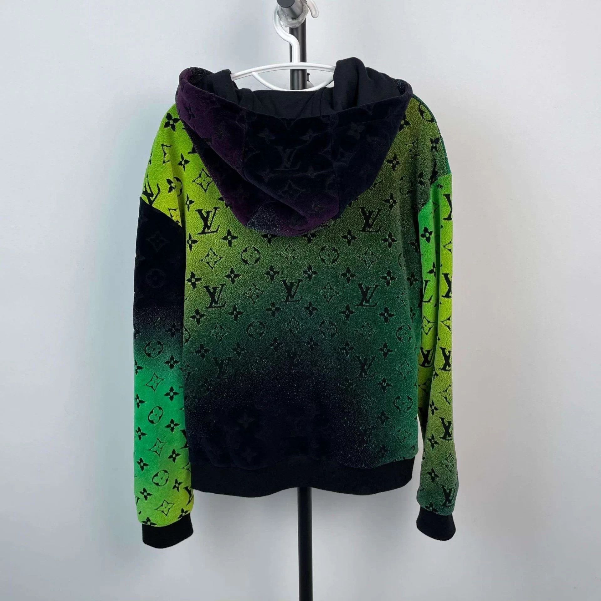 Louis Vuitton LV allover black green gradient hooded cardigan S Size US S / EU 44-46 / 1 - 2 Thumbnail