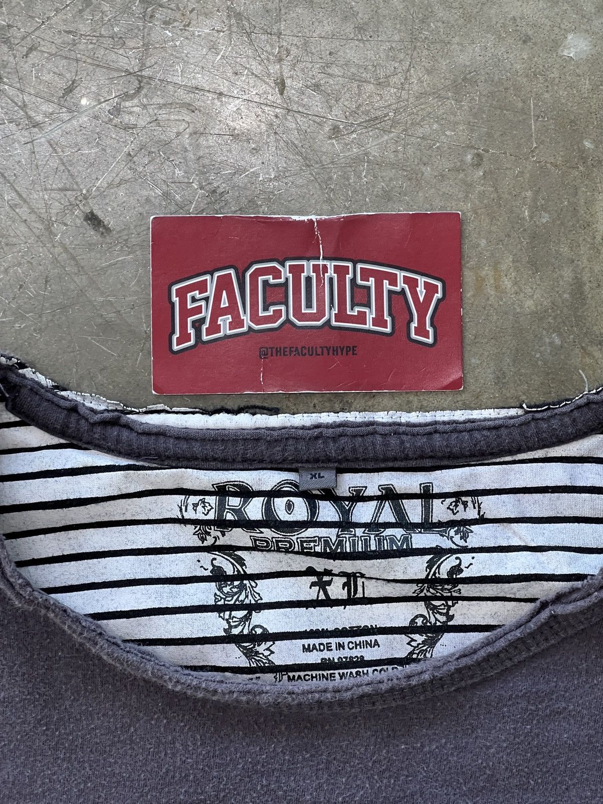 Vintage Royal Premium Affliction Style Y2k 2000s Tee XL Size US XL / EU 56 / 4 - 3 Thumbnail