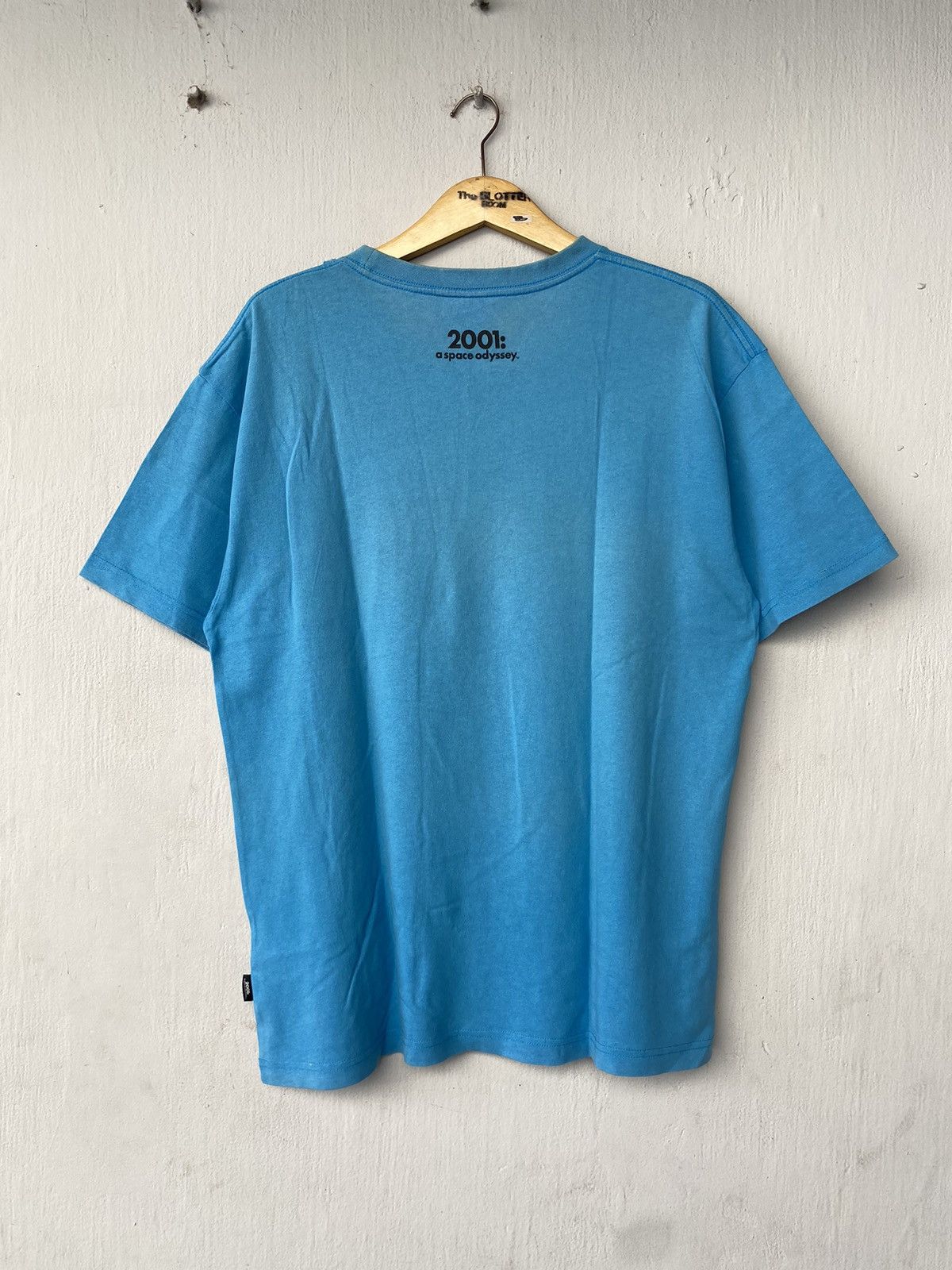 GU Vintage Space Odyssey 2001 Movie Tee Size US XL / EU 56 / 4 - 9 Thumbnail