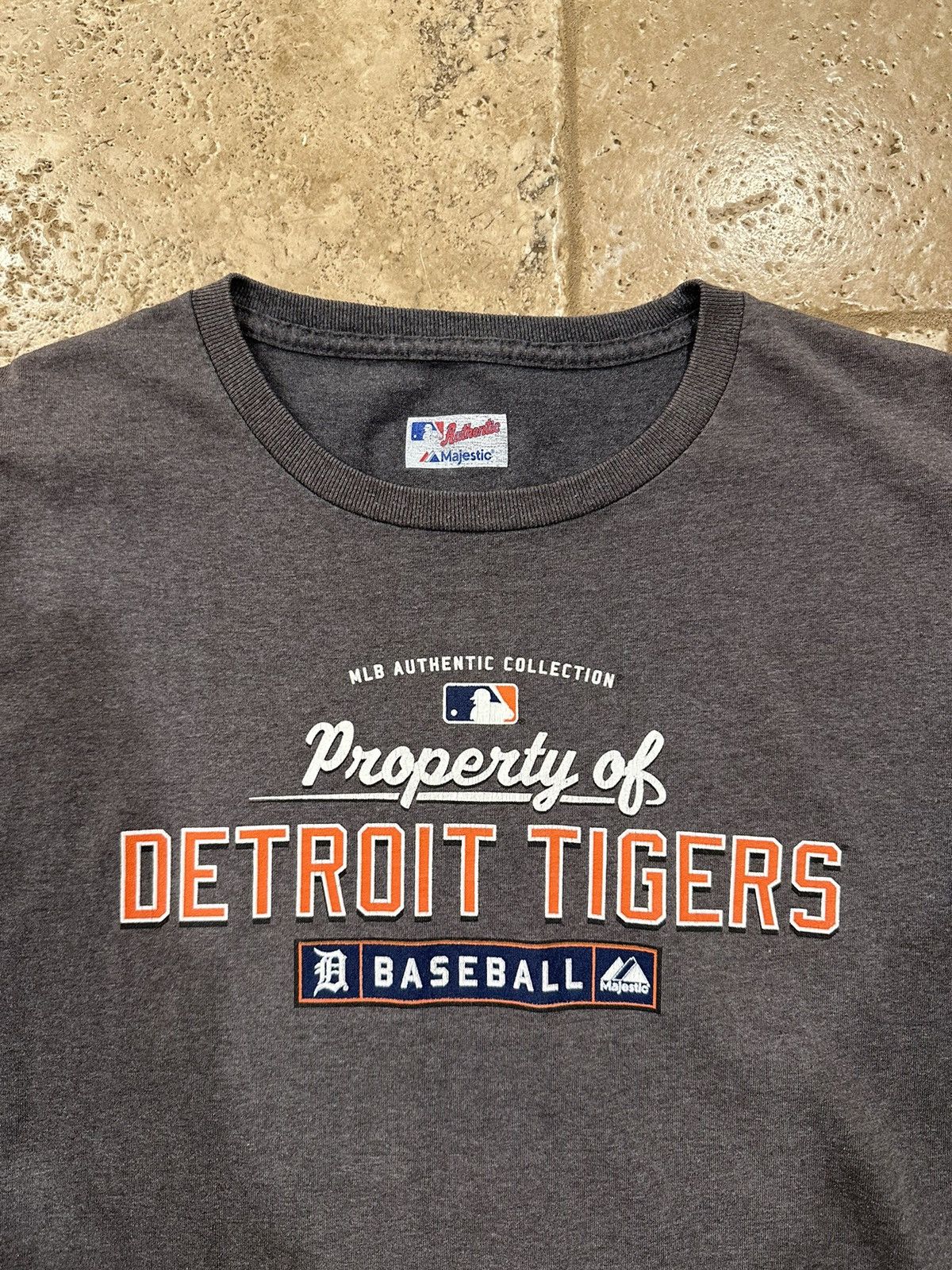 MLB × Vintage Vintage MLB Detroit Tigers Majestic Authentic Grey T-Shirt Size US XL / EU 56 / 4 - 6 Thumbnail