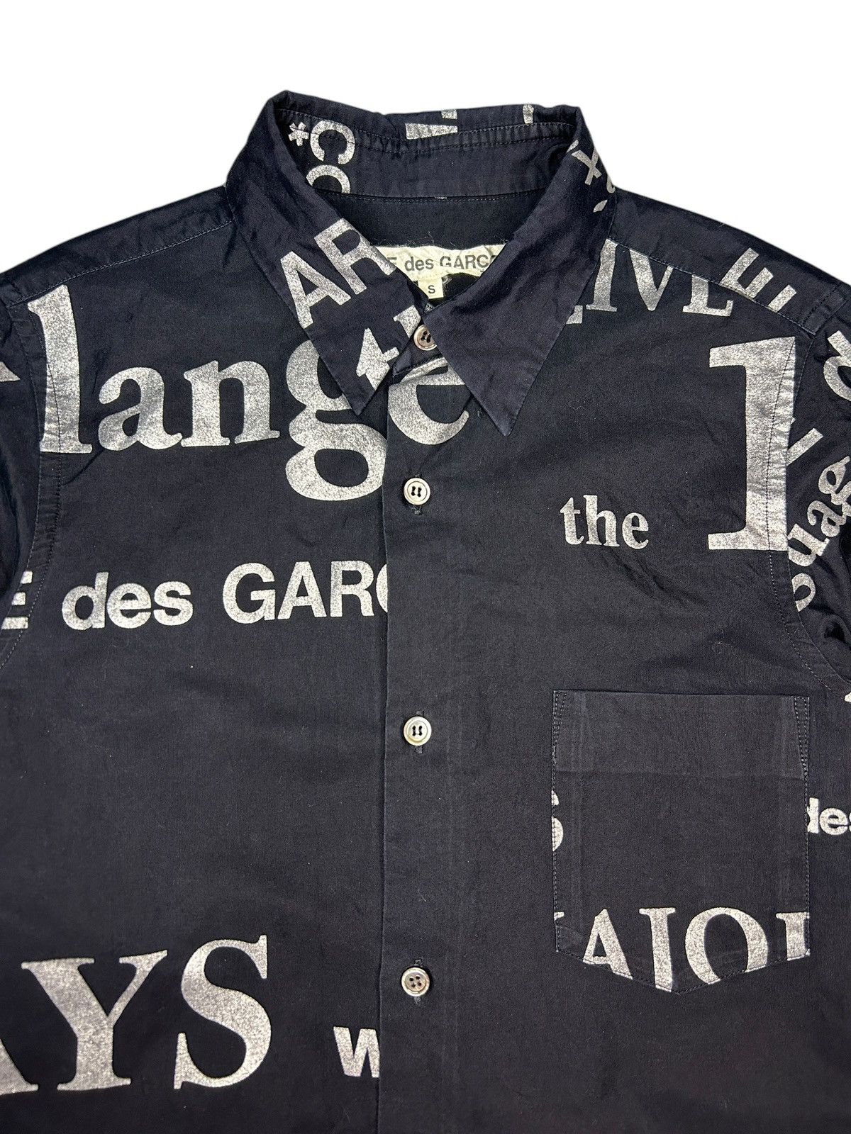 Comme des Garcons F/W 03 Graphic Button Up Size S / US 4 / IT 40 - 3 Thumbnail