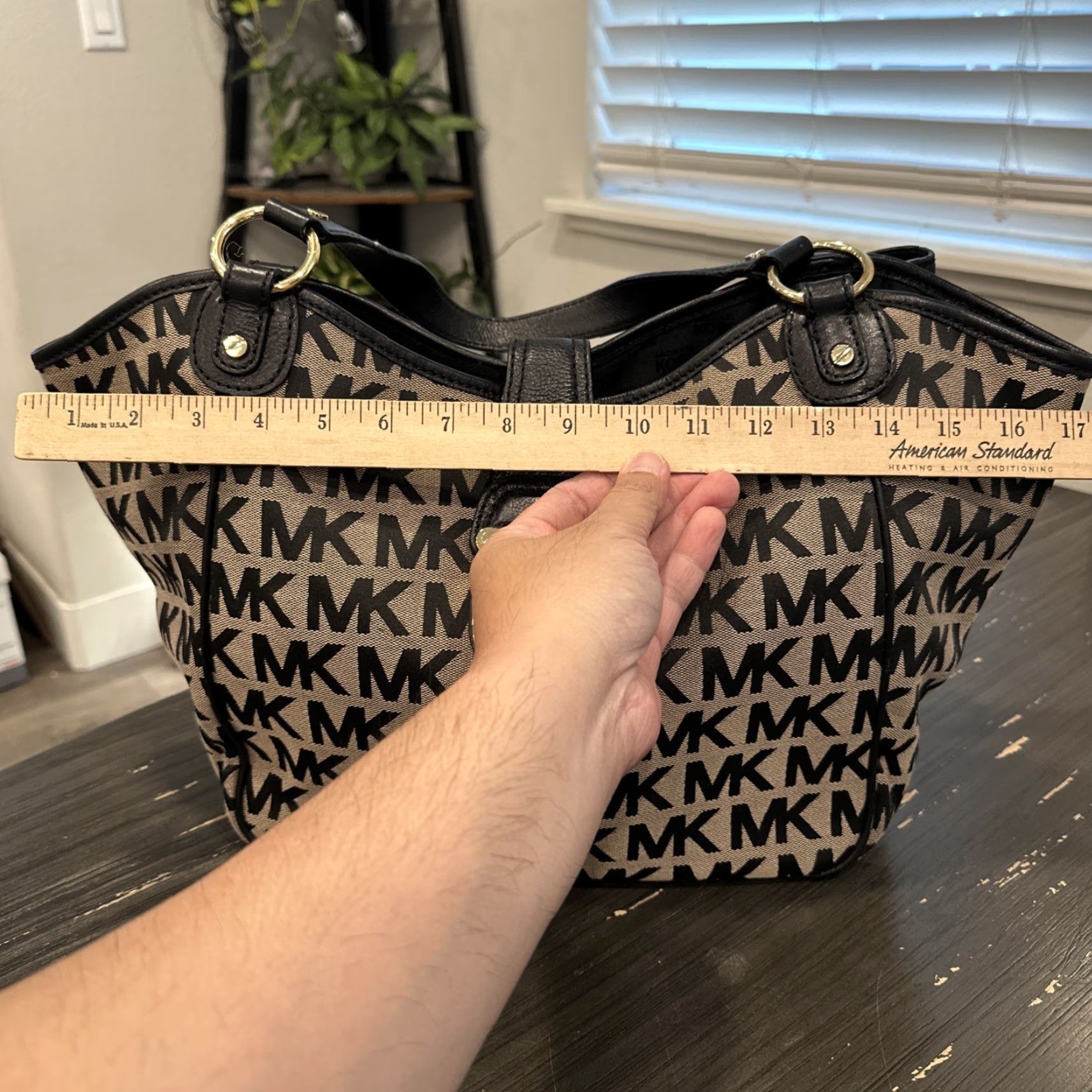Michael Kors MICHAEL KORS Jet Set Travel Tote Bag Beige Canvas Leather Gold Hardware Womens Size ONE SIZE - 5 Thumbnail