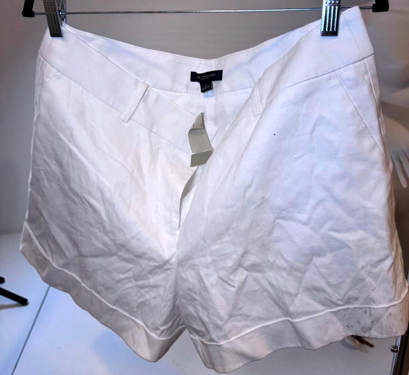 Ann Taylor Ann Taylor Women's White Shorts - Size 12 Size 34" / US 12 / IT 48 - 1 Thumbnail