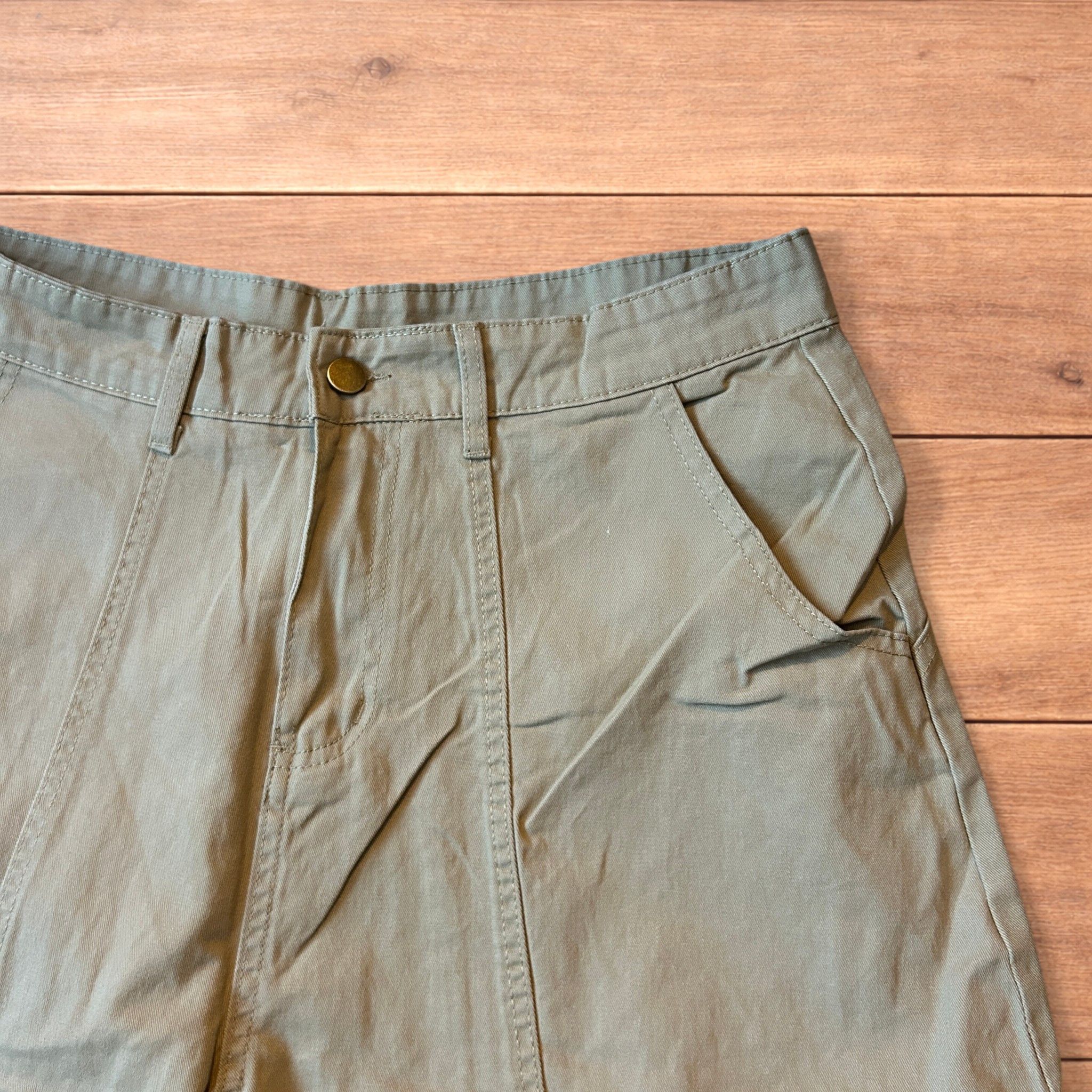 Japanese Brand Vintage Military style baggy wide cargo trousers in beige. Size US 32 / EU 48 - 3 Thumbnail