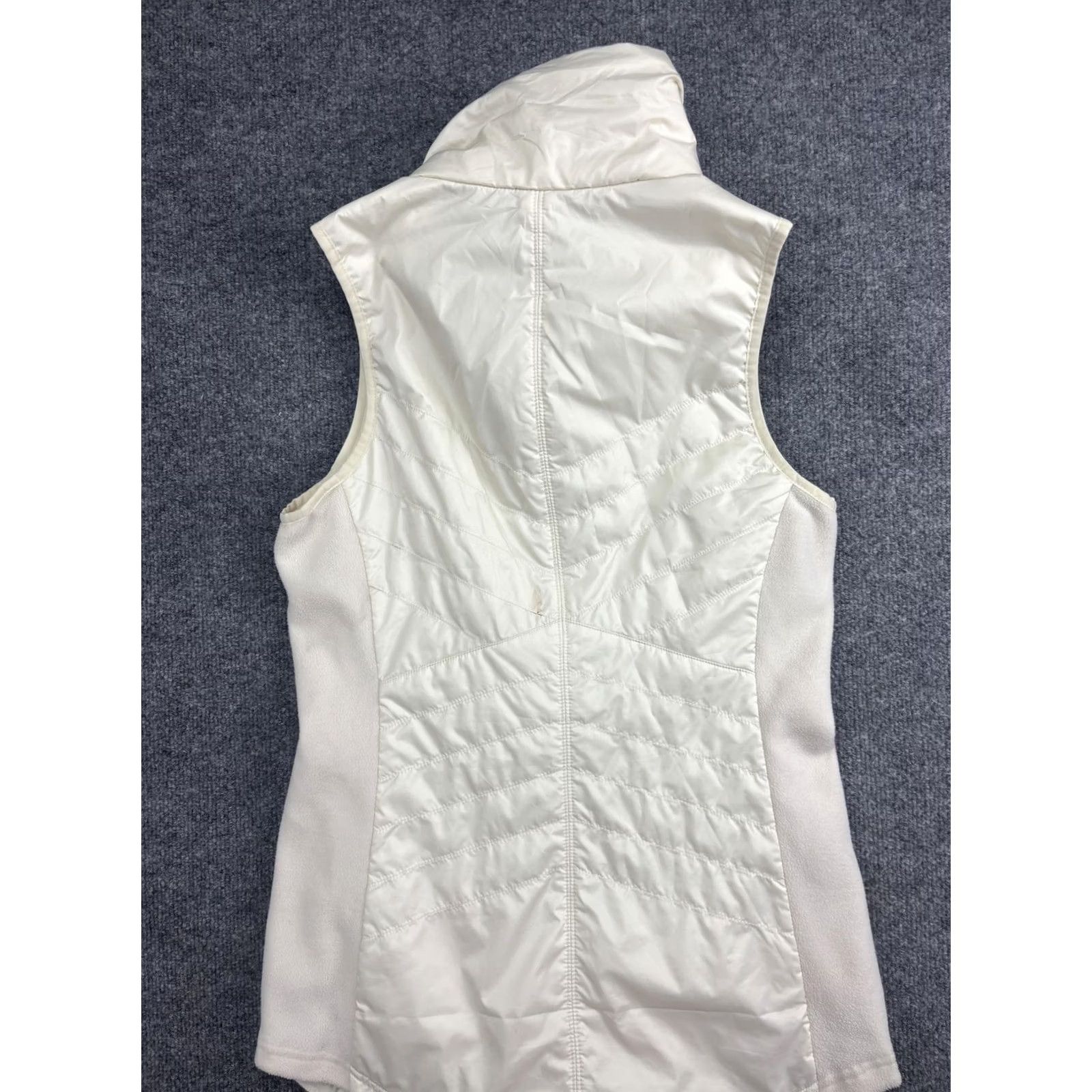Vintage Columbia Vest Womens Medium White Quilted Fleece Lined Full Zip Pockets Size M / US 6-8 / IT 42-44 - 7 Thumbnail