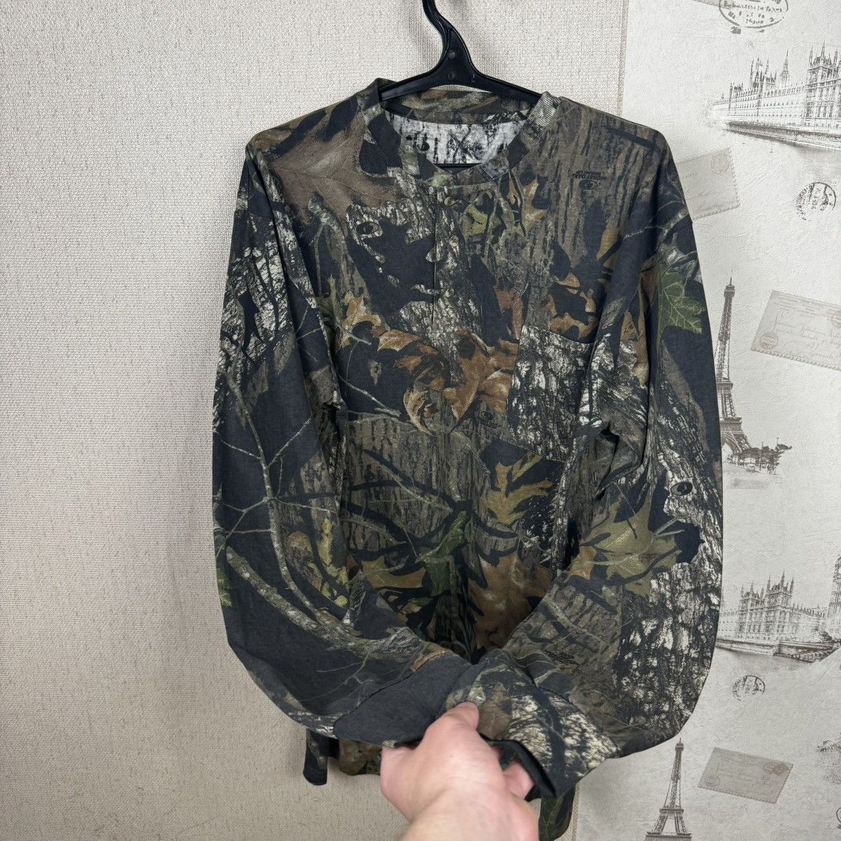 Other Vintage Cabelas Real Tree Camo Longsleeve T shirt Sz XL Size US XL / EU 56 / 4 - 7 Thumbnail