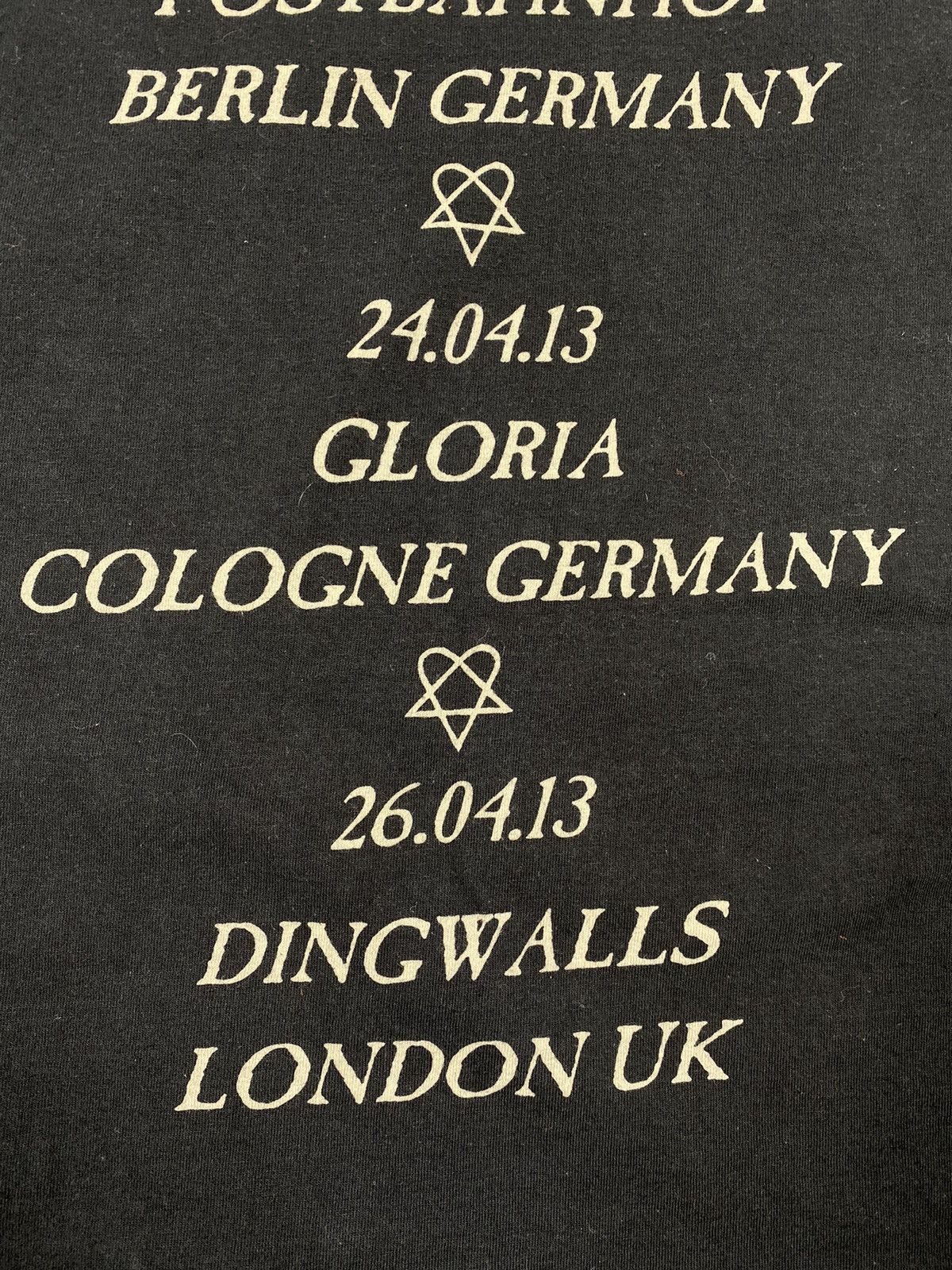 Band Tees × Vintage 2013 HIM Goth Metal Heartagram Tour Tee Y2K Size US L / EU 52-54 / 3 - 13 Thumbnail