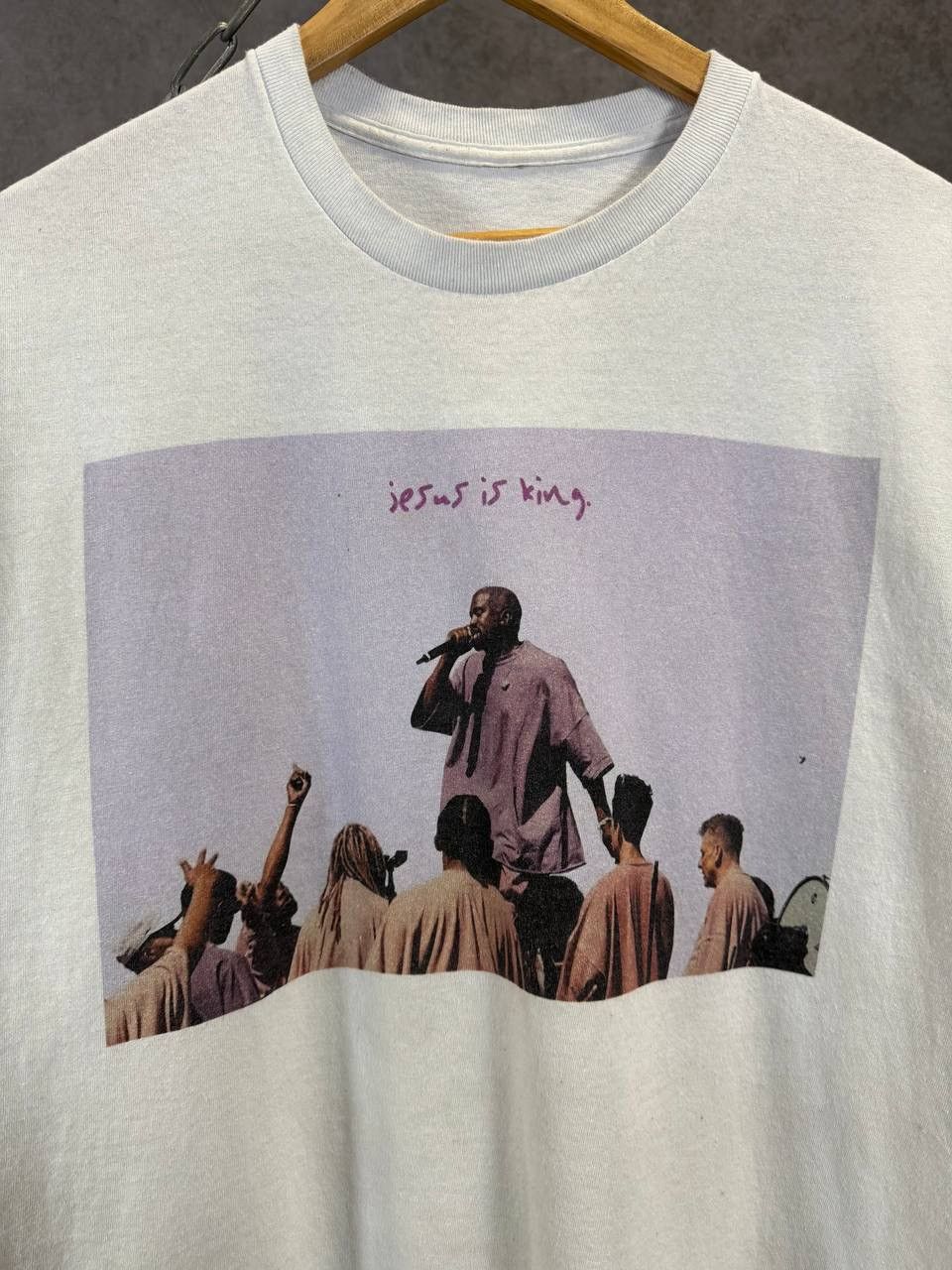 Rap Tees Kanye West Jesus is King rap band tee Size US L / EU 52-54 / 3 - 2 Thumbnail